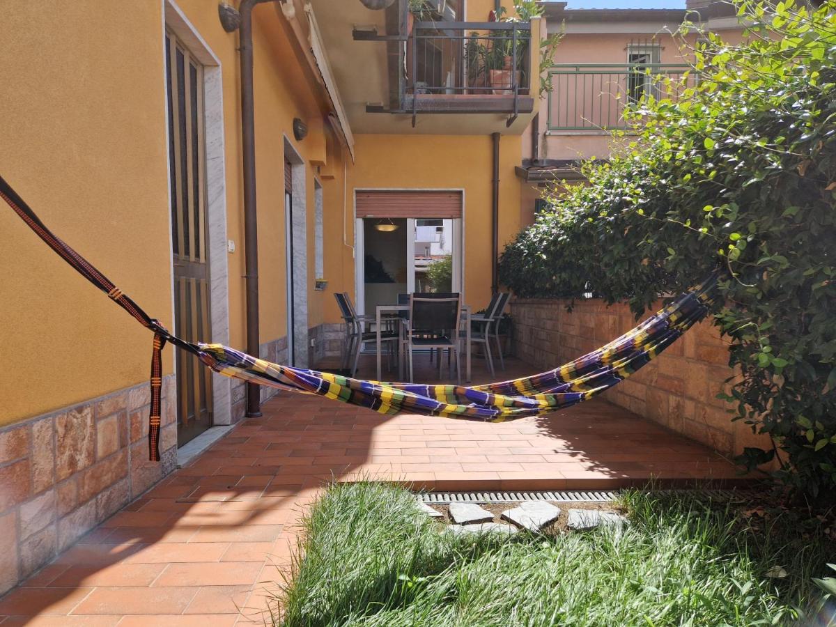 Between Pisa and 5 Terre photo 2