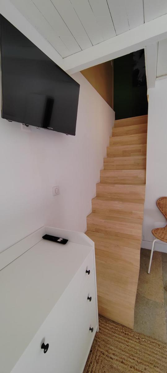 Montpellier Vacations - Palais des Rois d'Aragon - Property Image 17