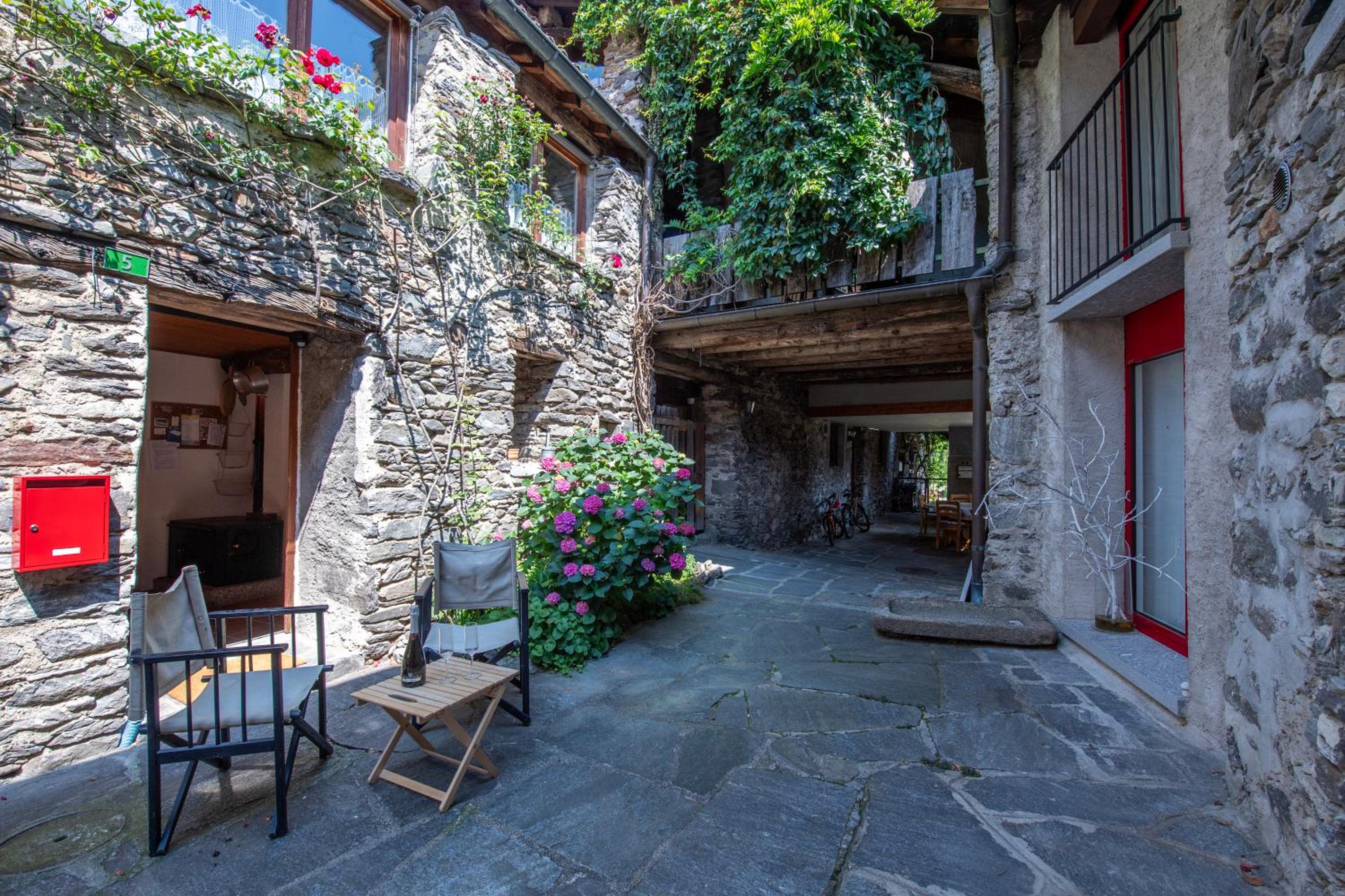 Rustico Stock with free wifi- Happy Rentals
