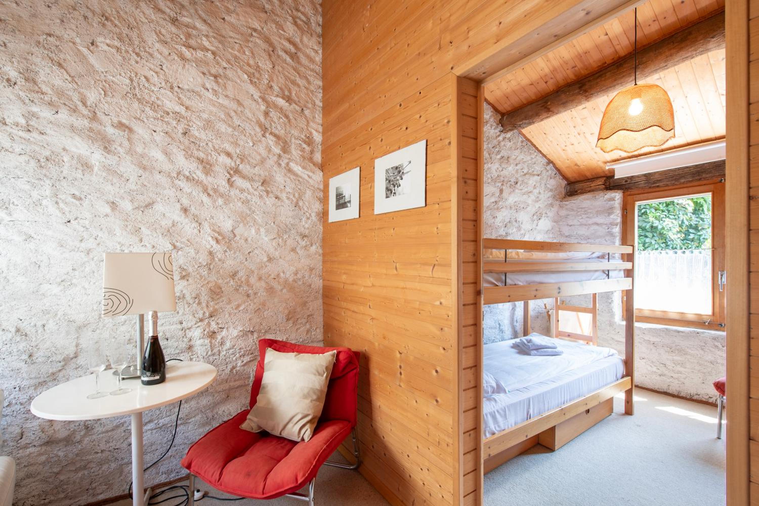 Rustico Stock with free wifi- Happy Rentals