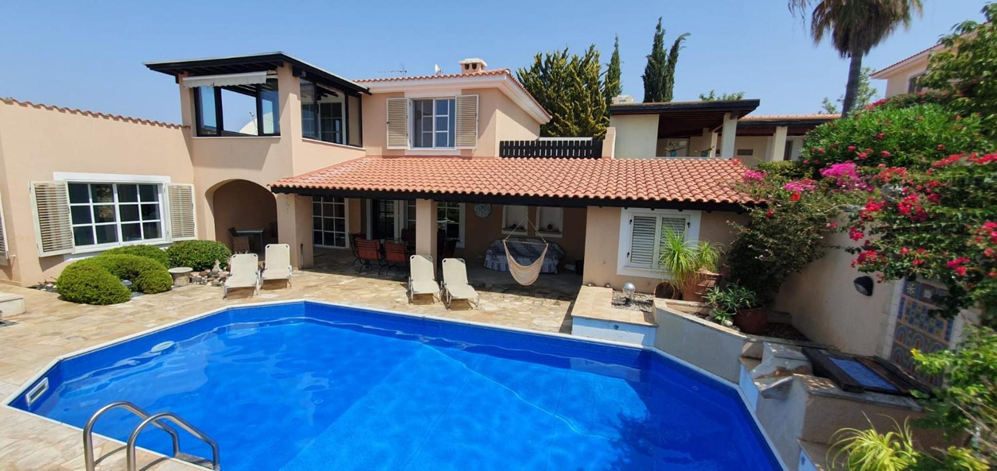 Villa Laonari