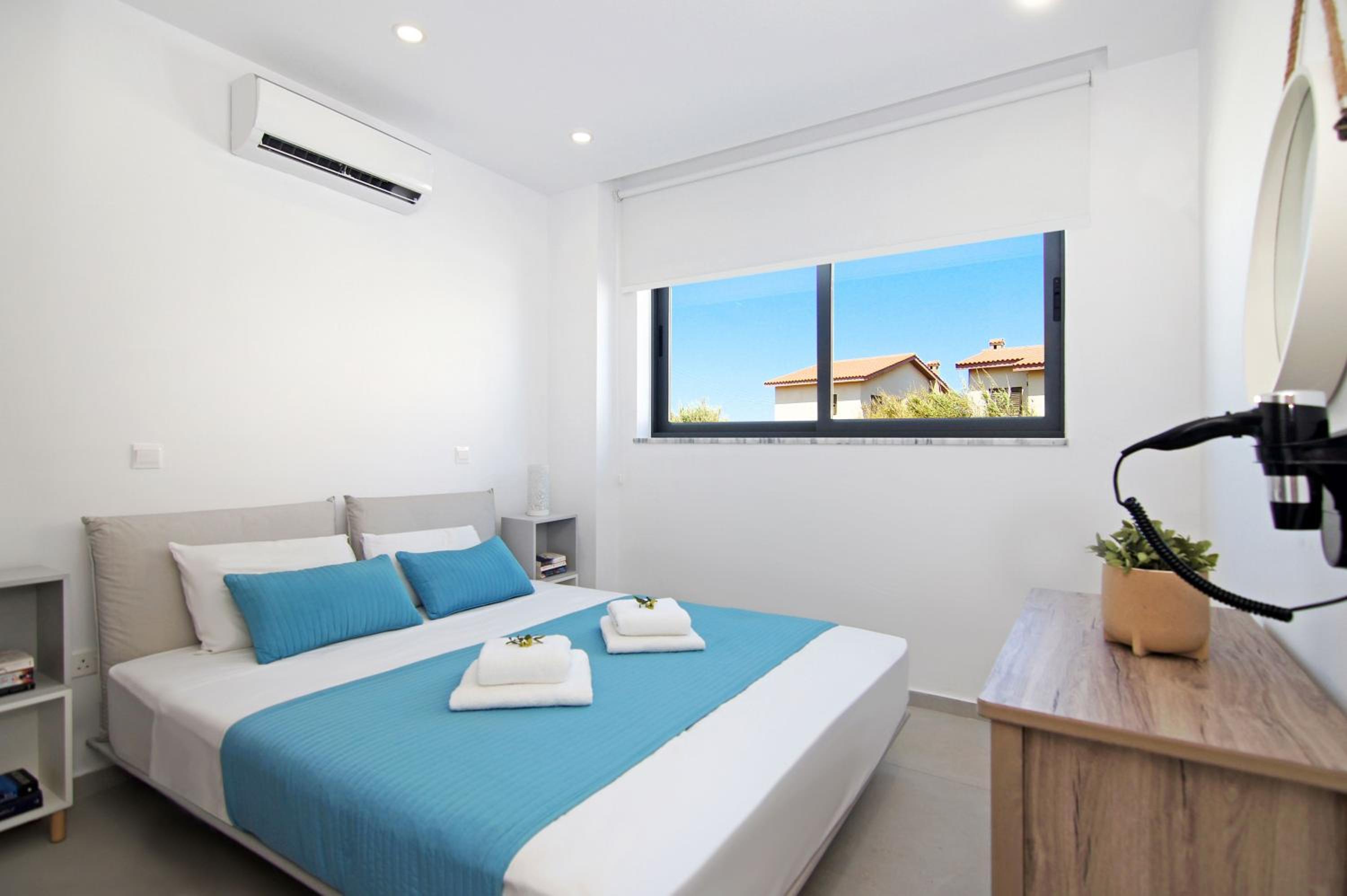 Votsalo Villa - 30m from Med Sea