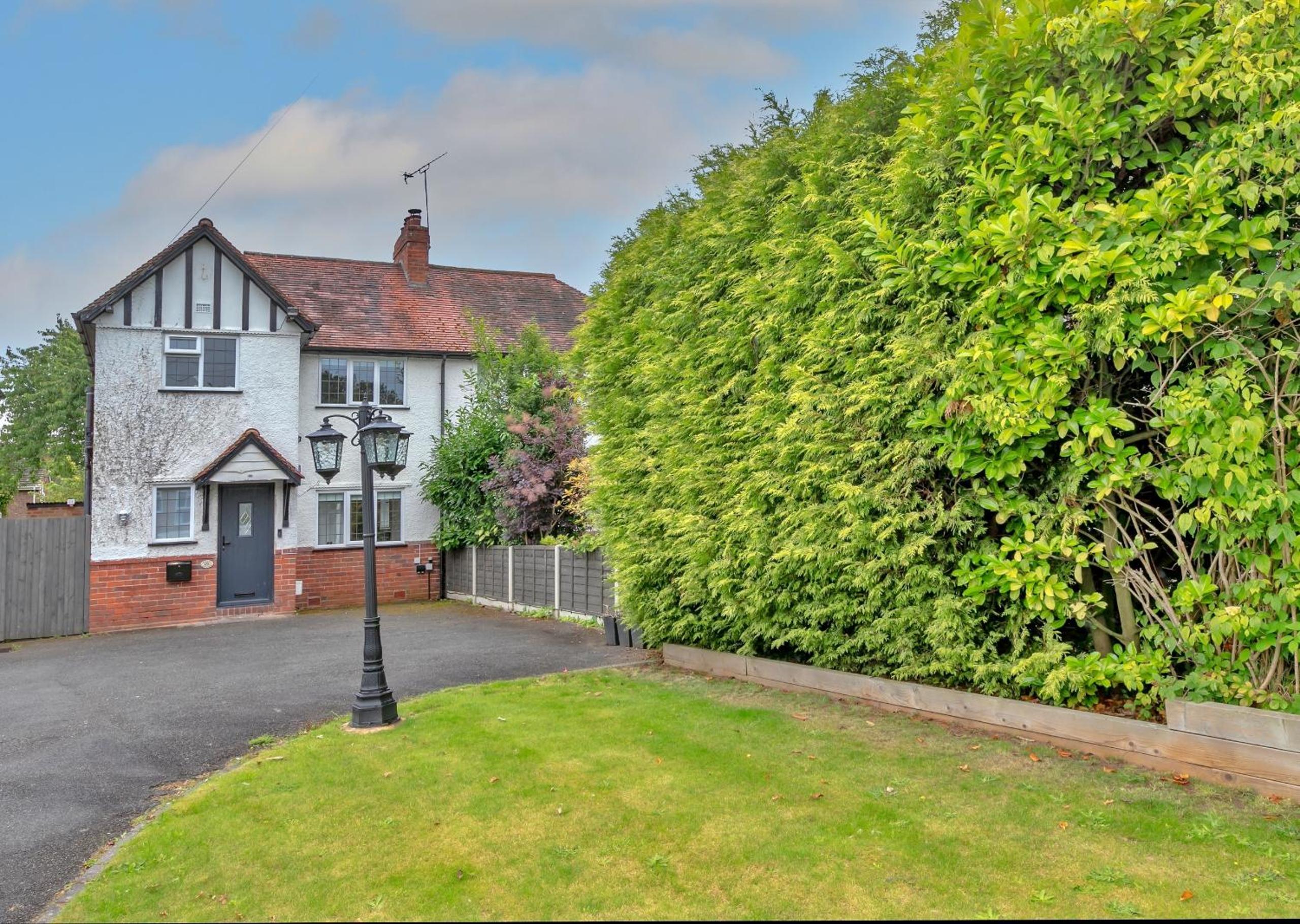 Finest Retreats - DeBarnes House