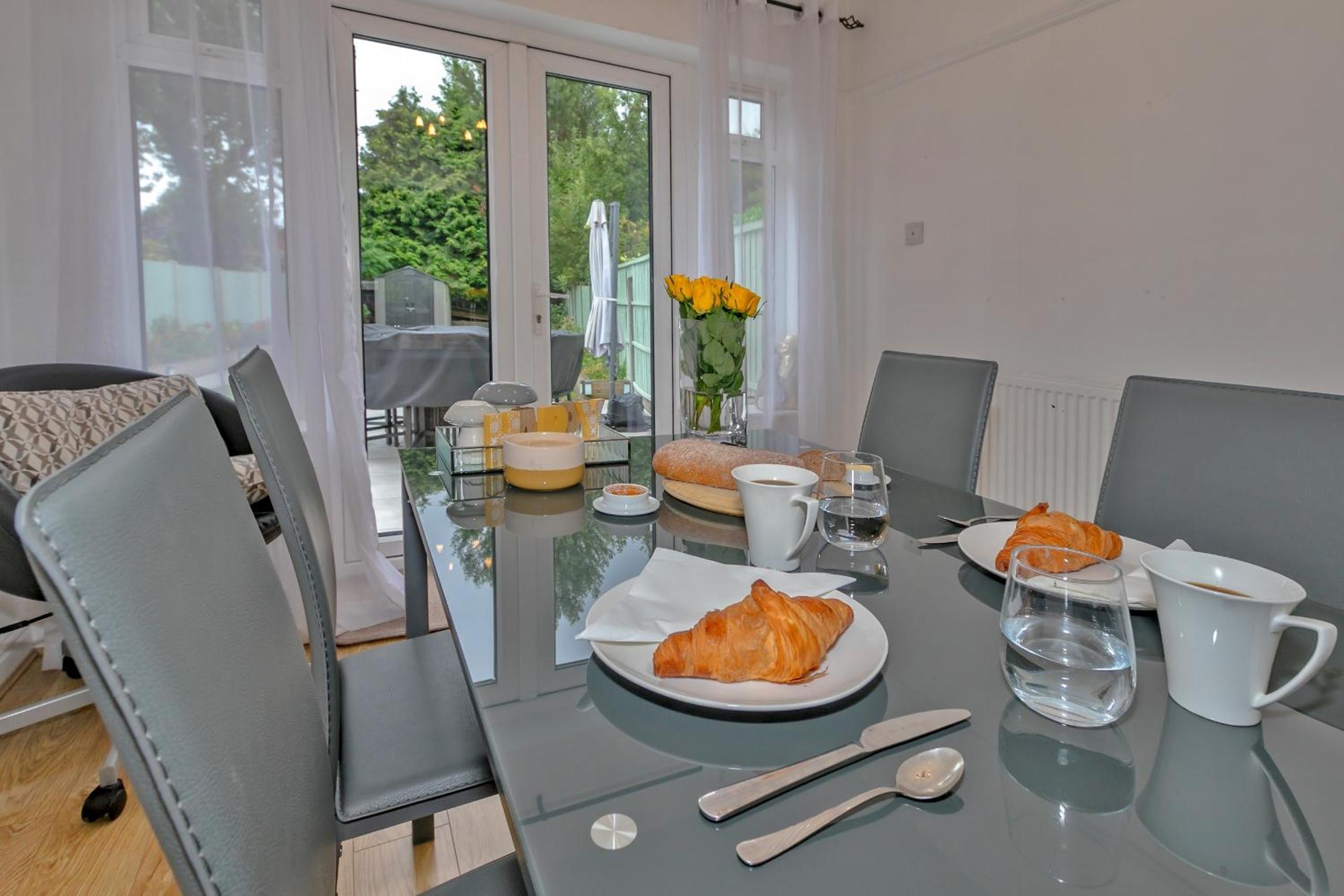 Finest Retreats - DeBarnes House