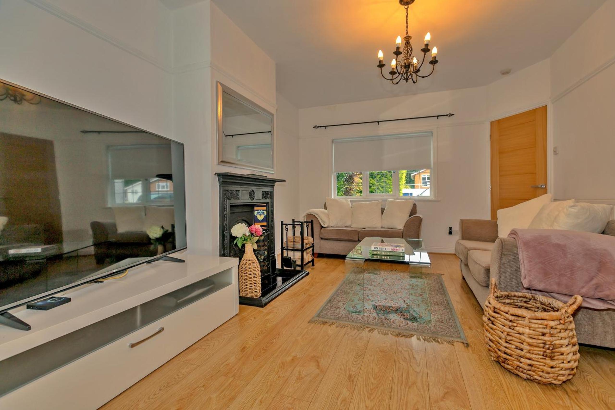 Finest Retreats - DeBarnes House