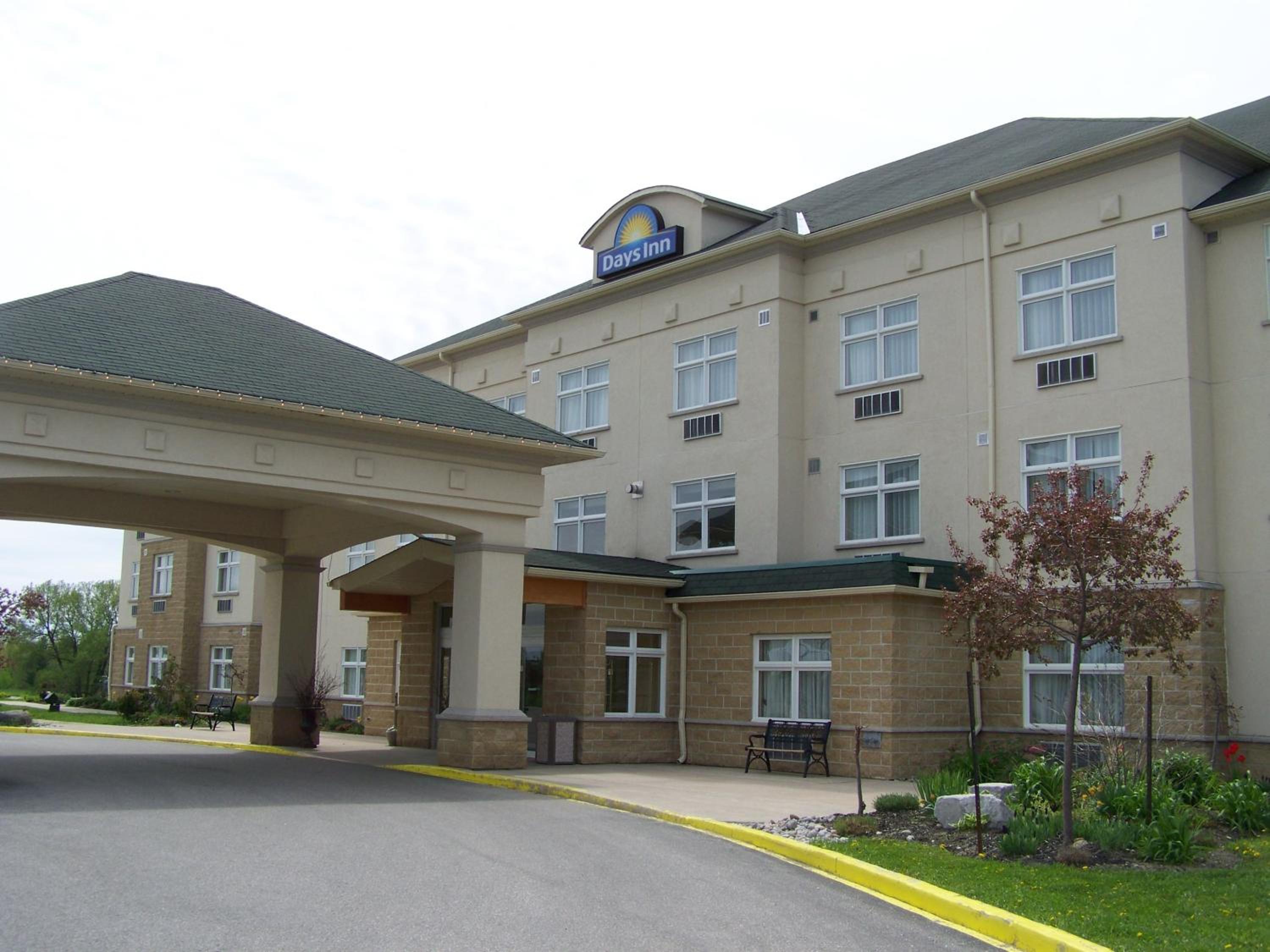 Orillia Vacations - Days Inn by Wyndham Orillia - Property Image 10