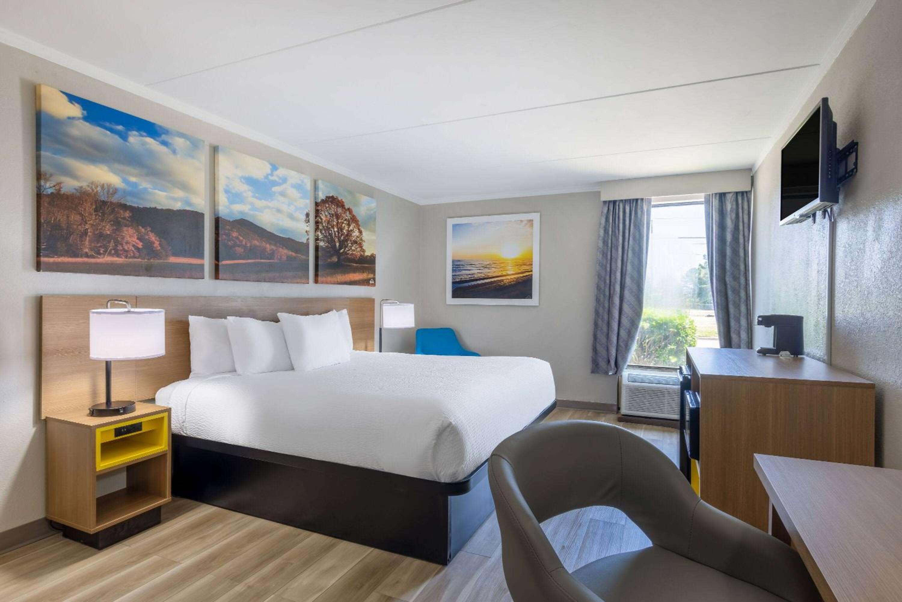 Fayetteville Vacations - Days Inn Suites by Wyndham Fort Bragg/Cross Creek Mall - Property Image 64