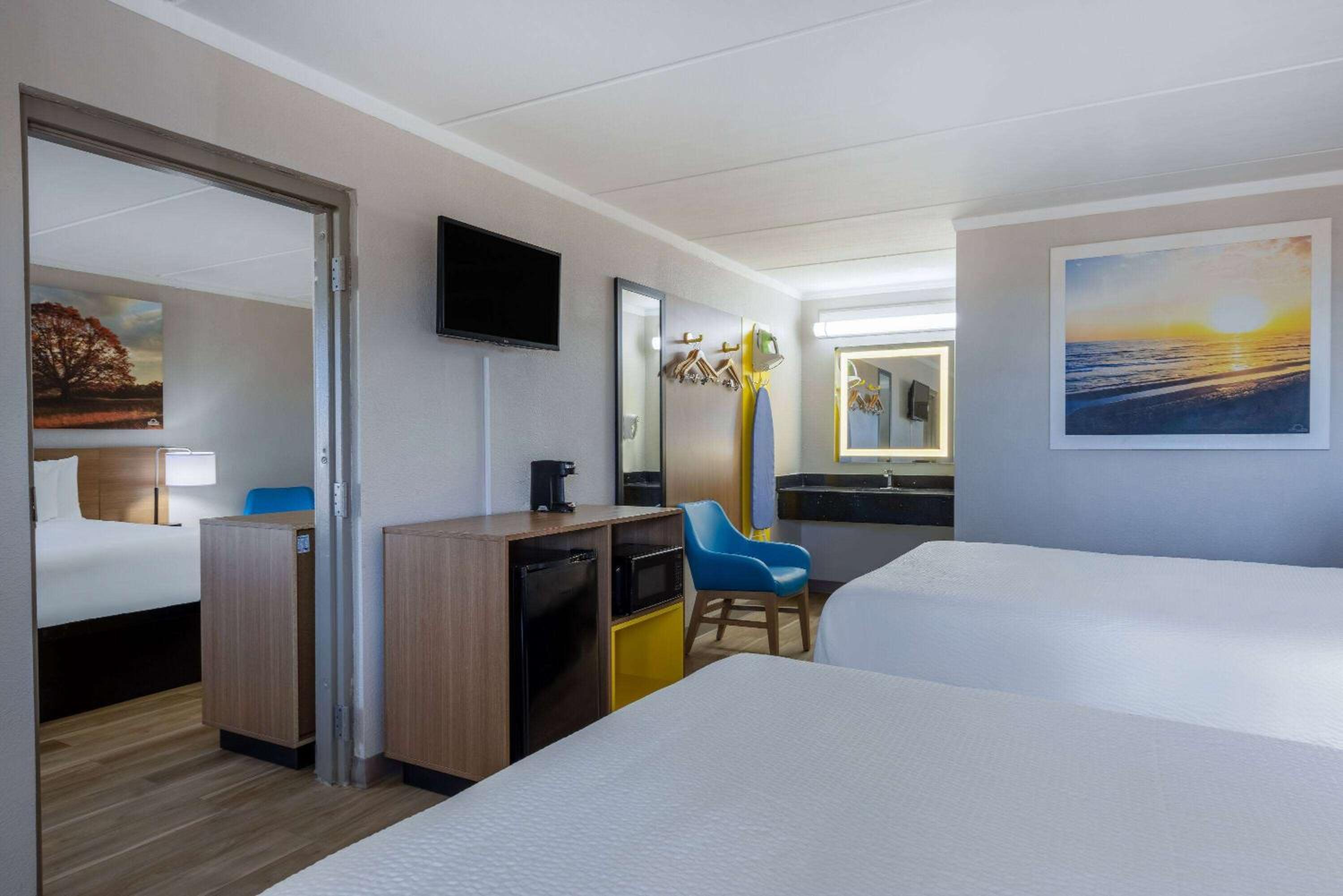 Fayetteville Vacations - Days Inn Suites by Wyndham Fort Bragg/Cross Creek Mall - Property Image 70