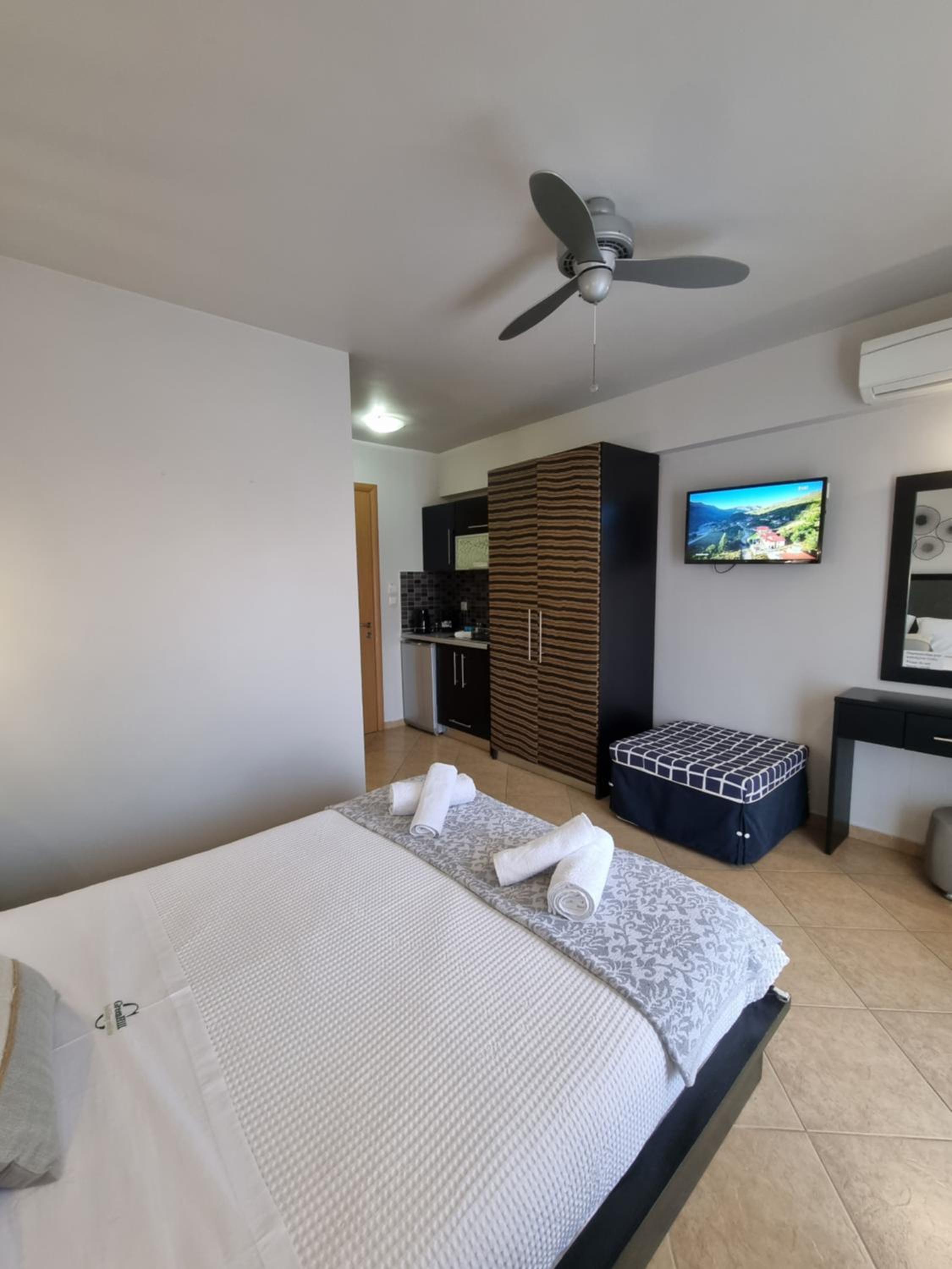 GreenHill Holiday Suites view 4