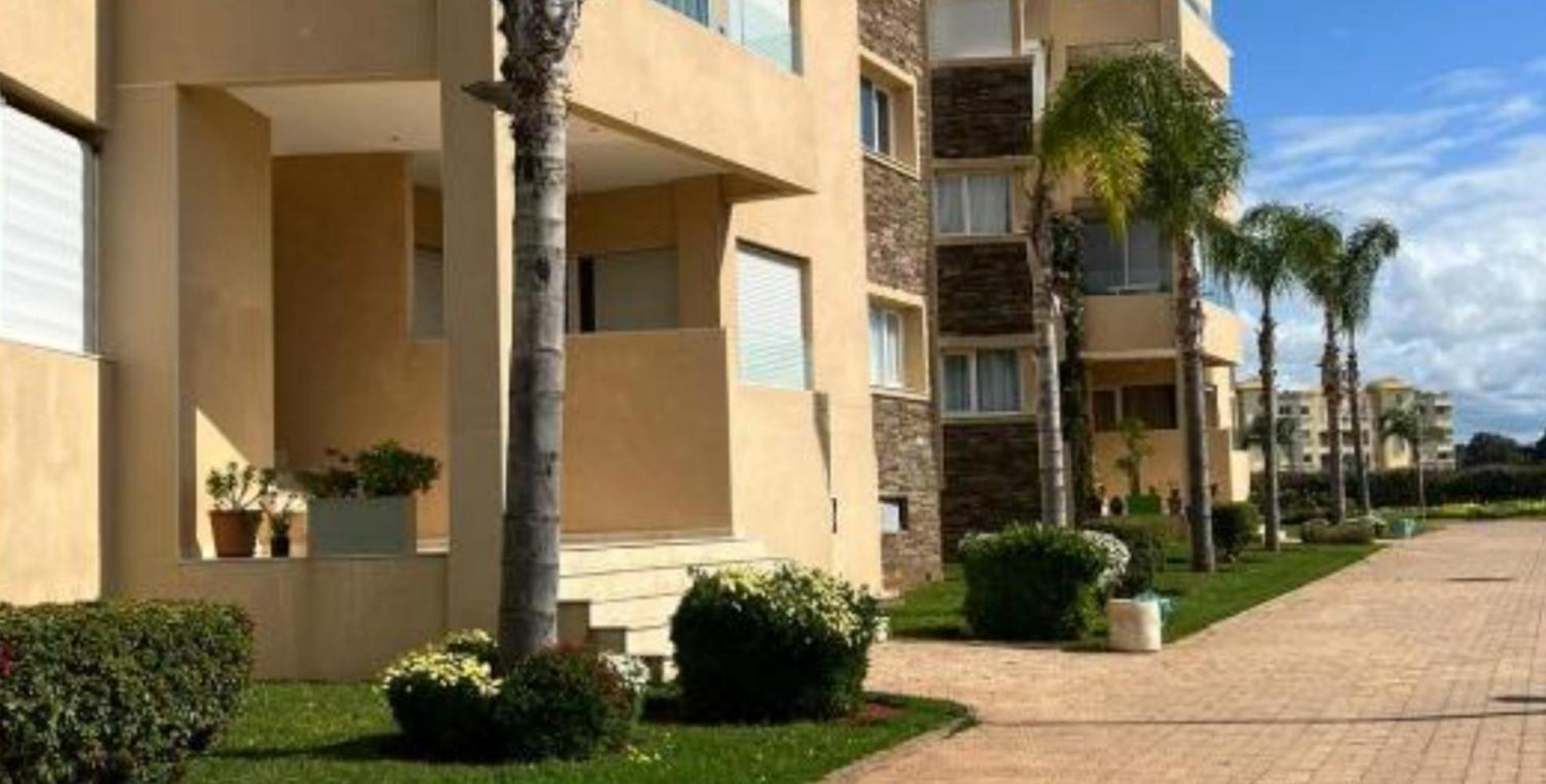 appartments front mer view 2