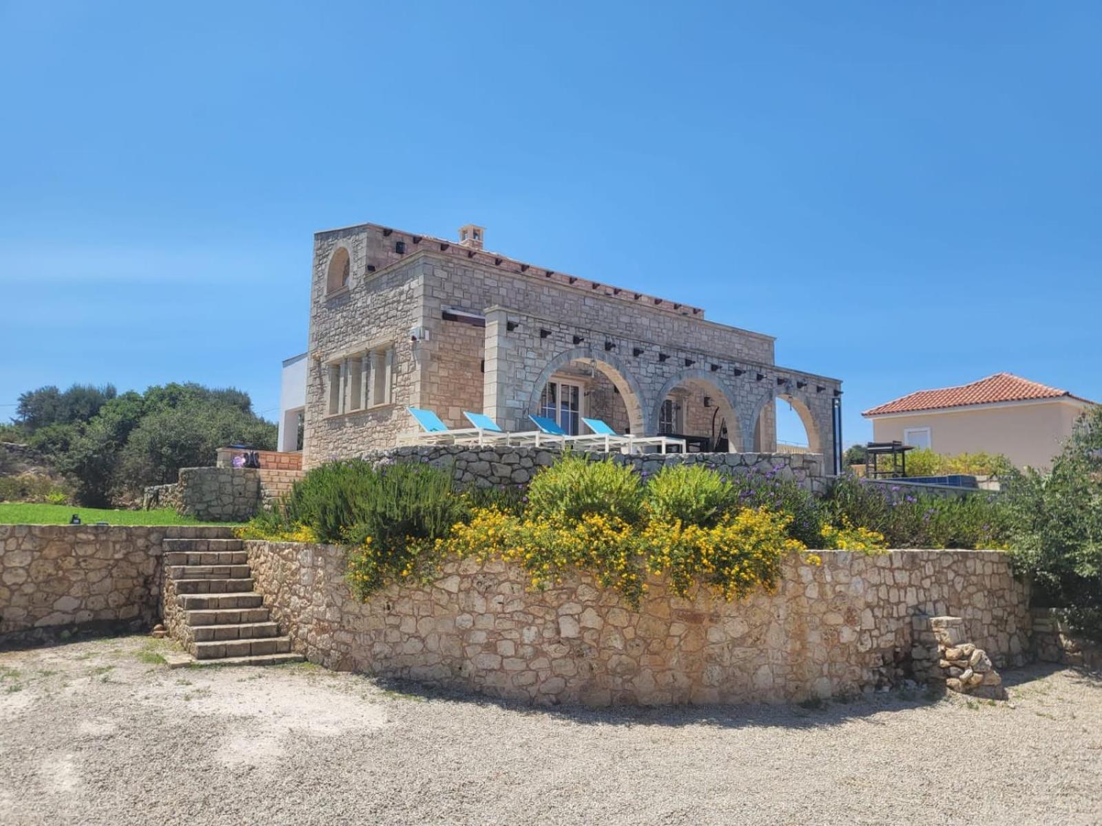 Hotel Villa Noah's Ark - Image 1