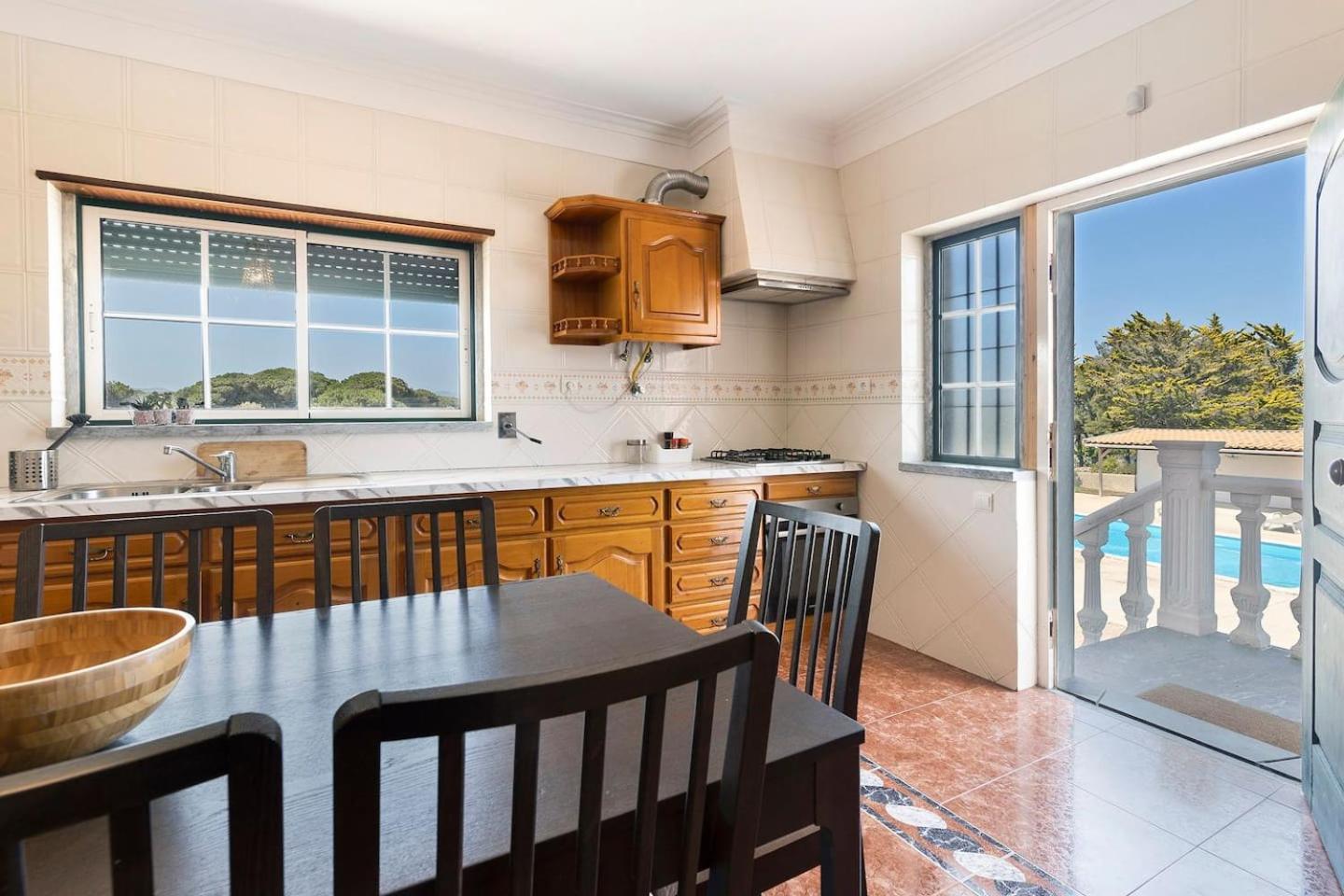Casa Waardal, 4 bedroom villa with pool view 5