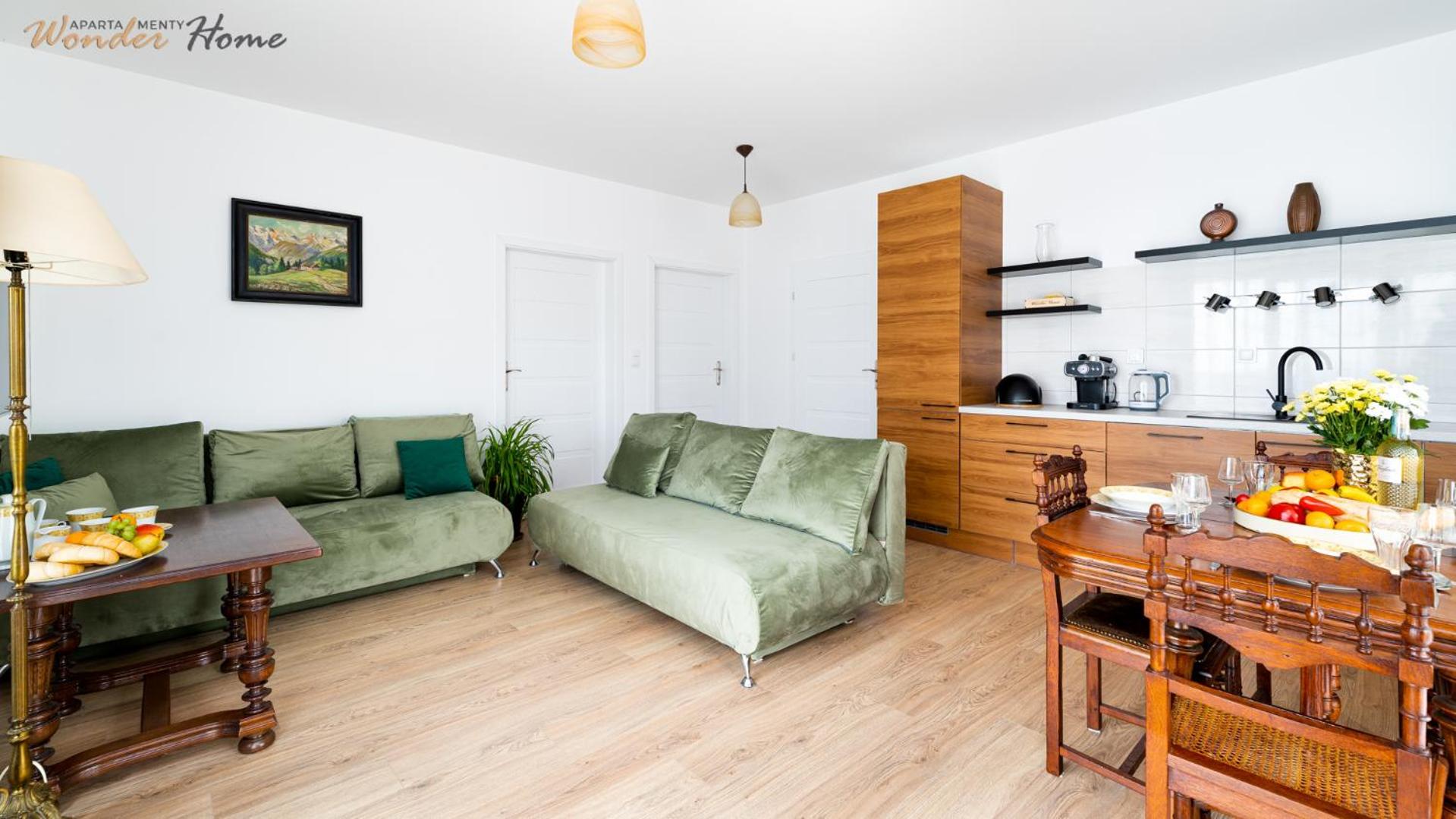 Wonder Home Myśliwska - Domki przy stoku Karpatka - na terenie kompleksu plac zabaw, zewnętrzna siłownia i sklep