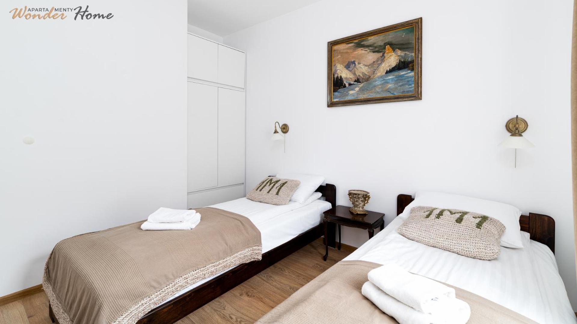 Wonder Home Myśliwska - Domki przy stoku Karpatka - na terenie kompleksu plac zabaw, zewnętrzna siłownia i sklep
