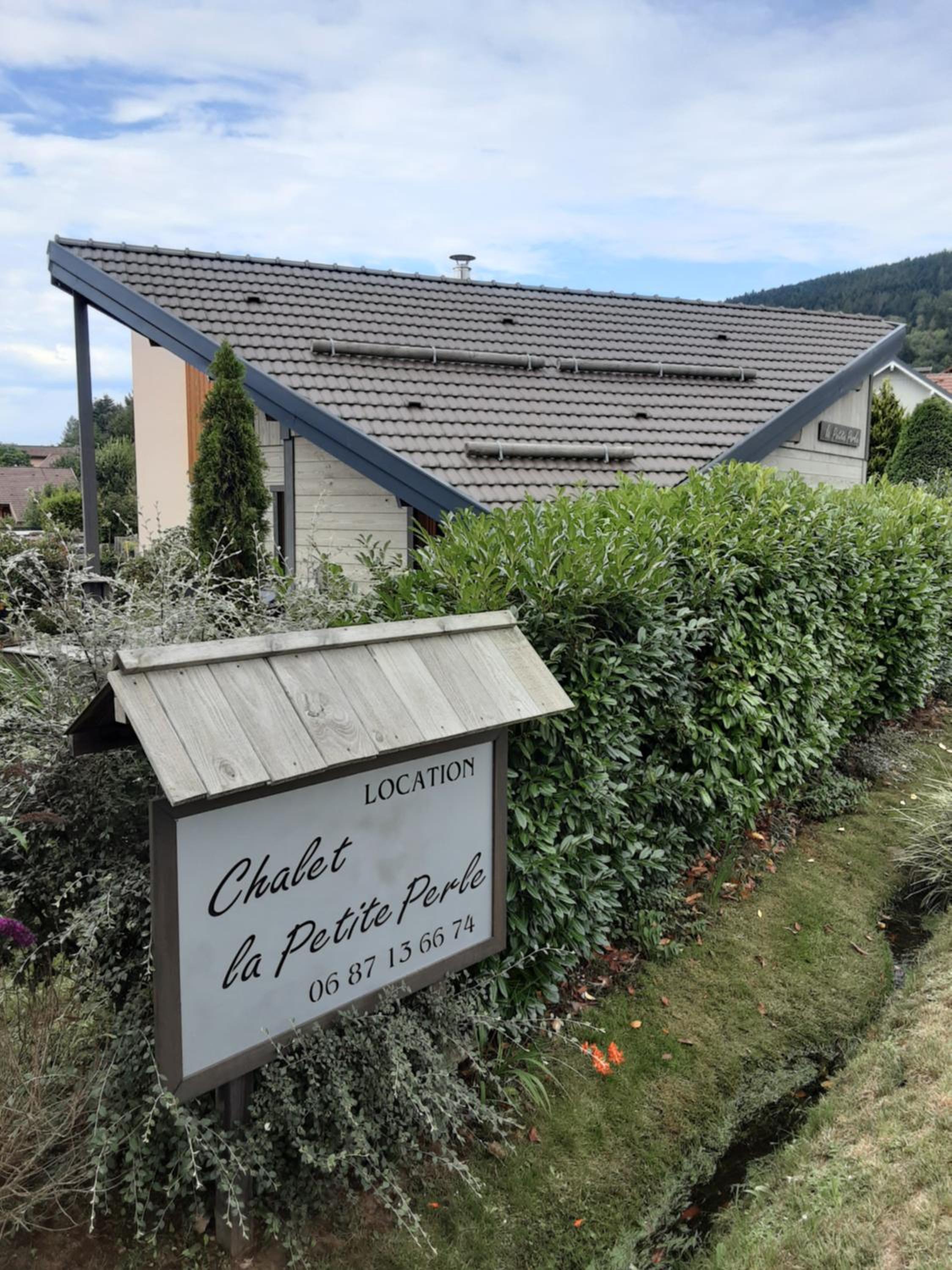 Chalet la Petite Perle view 3