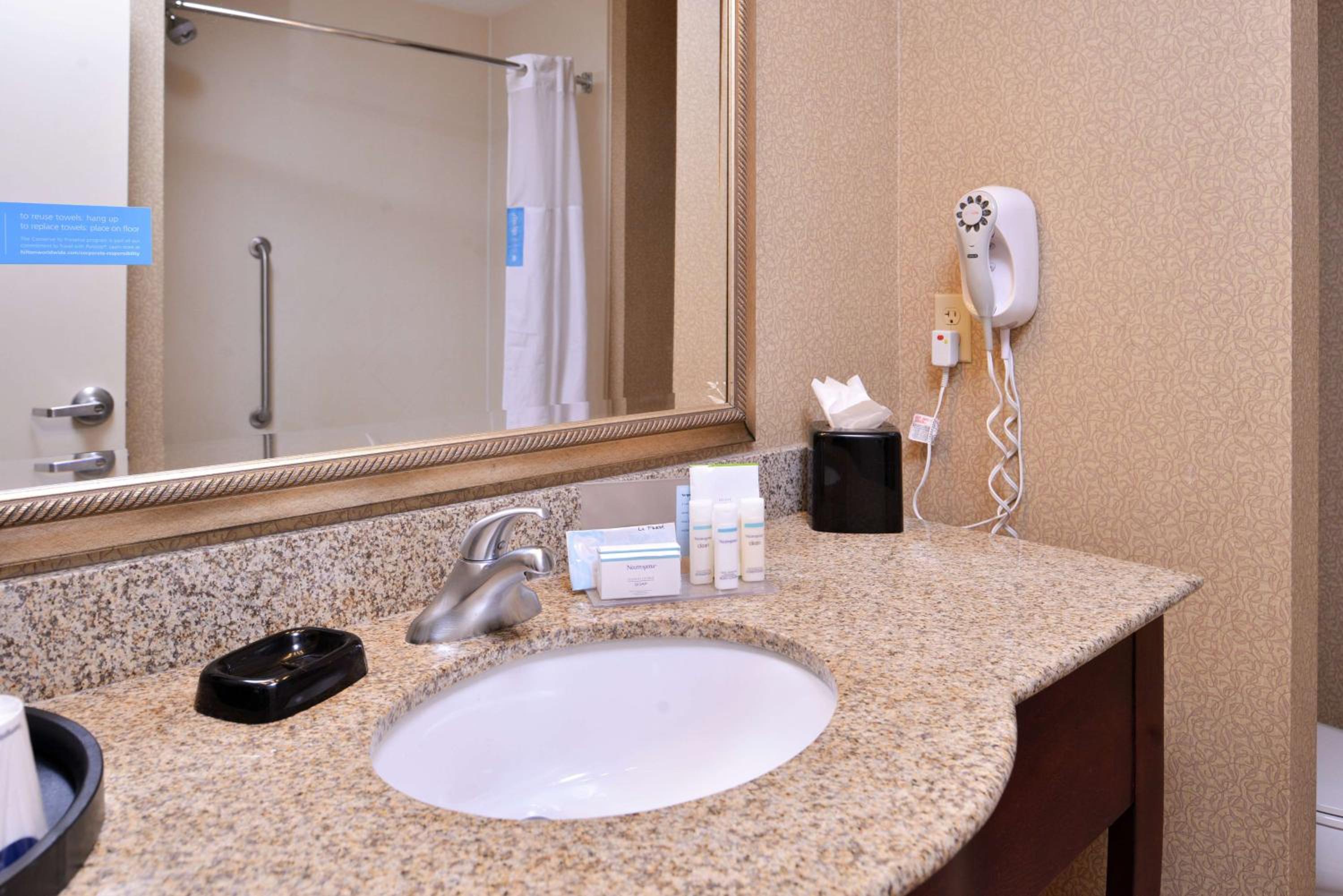 Hampton Inn Jackson-College Avenue