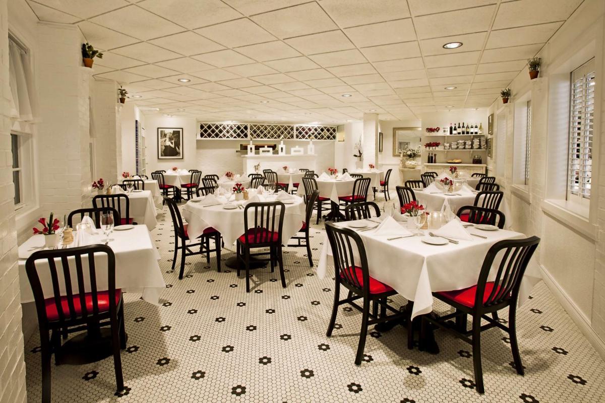 restaurant
