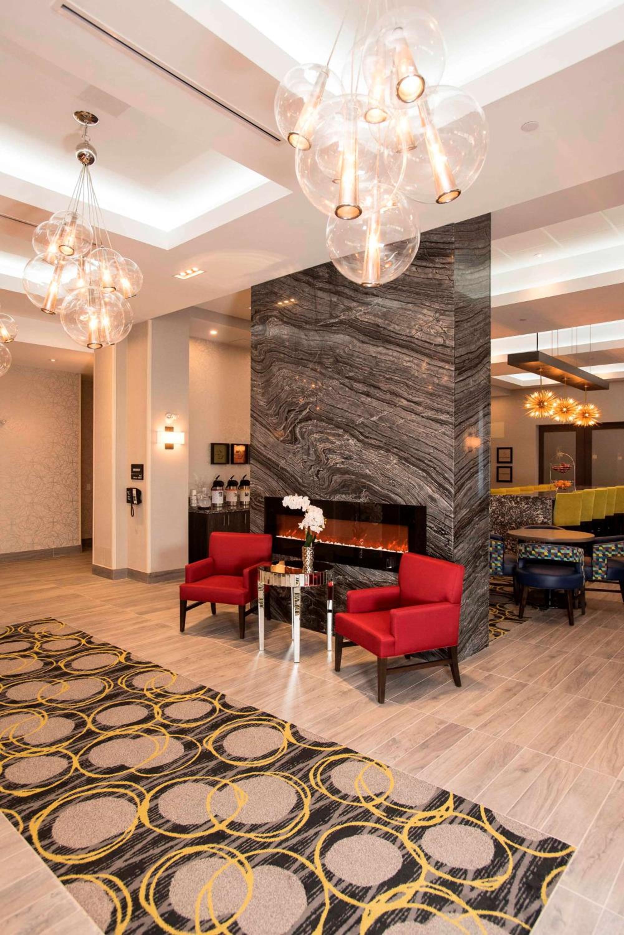 Thunder Bay Vacations - Hampton Inn Suites by Hilton Thunder Bay - Property Image 25