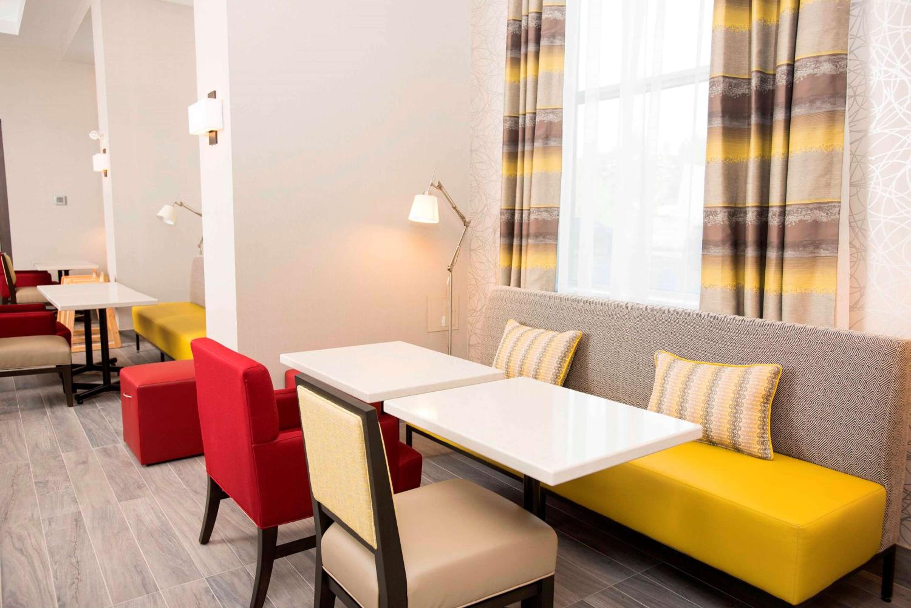 Thunder Bay Vacations - Hampton Inn Suites by Hilton Thunder Bay - Property Image 32