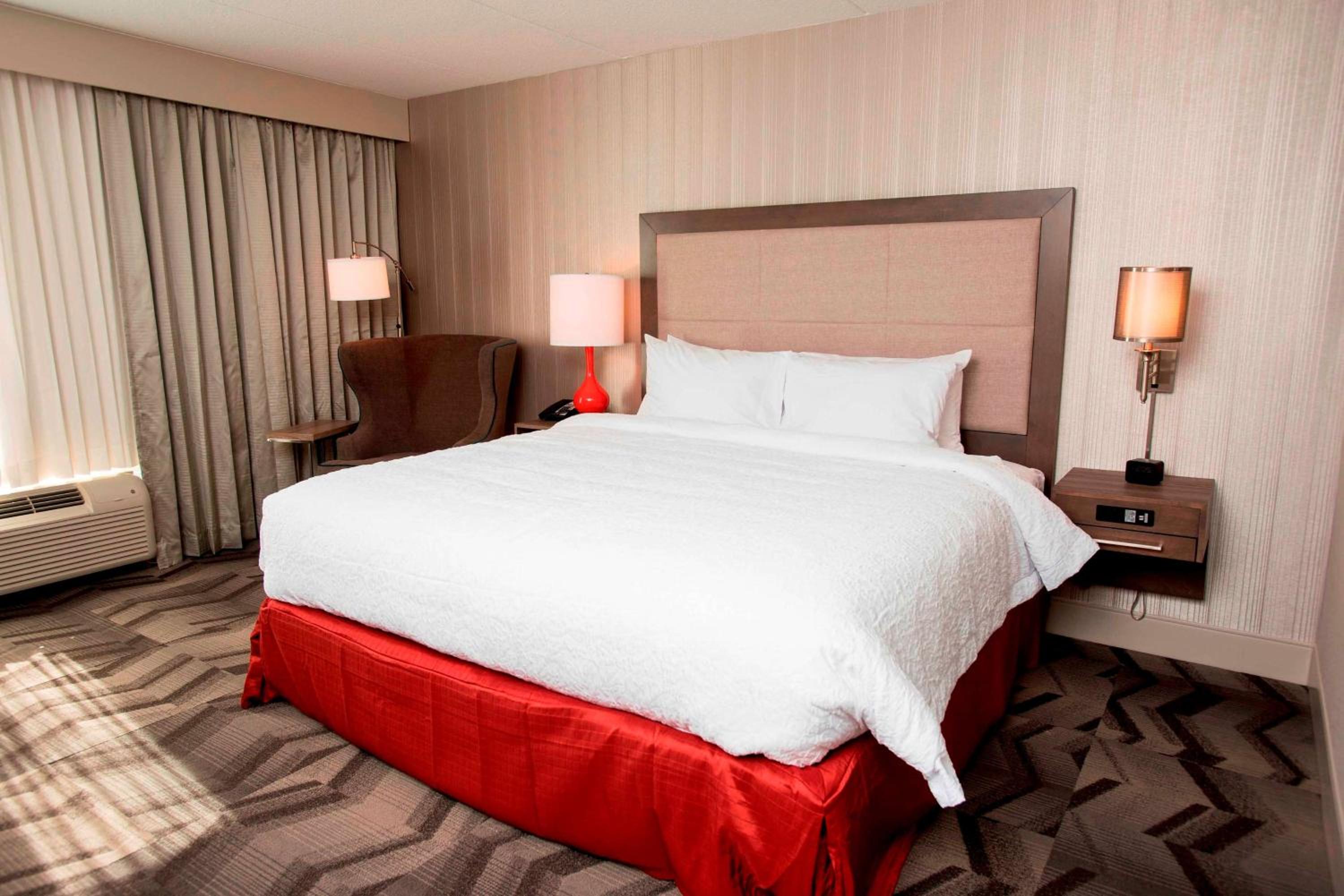 Thunder Bay Vacations - Hampton Inn Suites by Hilton Thunder Bay - Property Image 10