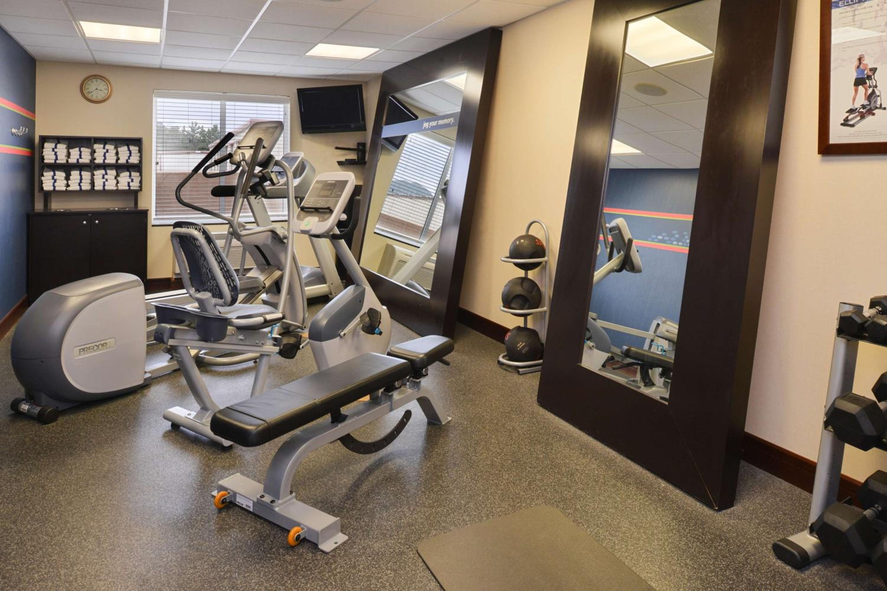 Alpine Vacations - Hampton Inn Alpine - Property Image 1