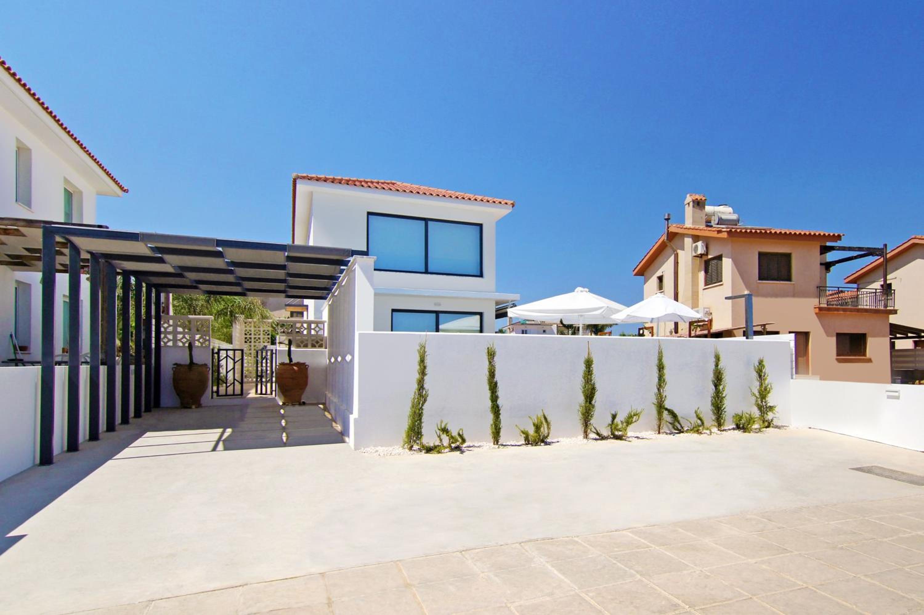 Votsalo Villa - 30m from Med Sea