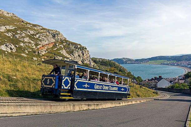 BODLONDEB CASTLE BED & BREAKFAST { CENTRAL LLANDUDNO}