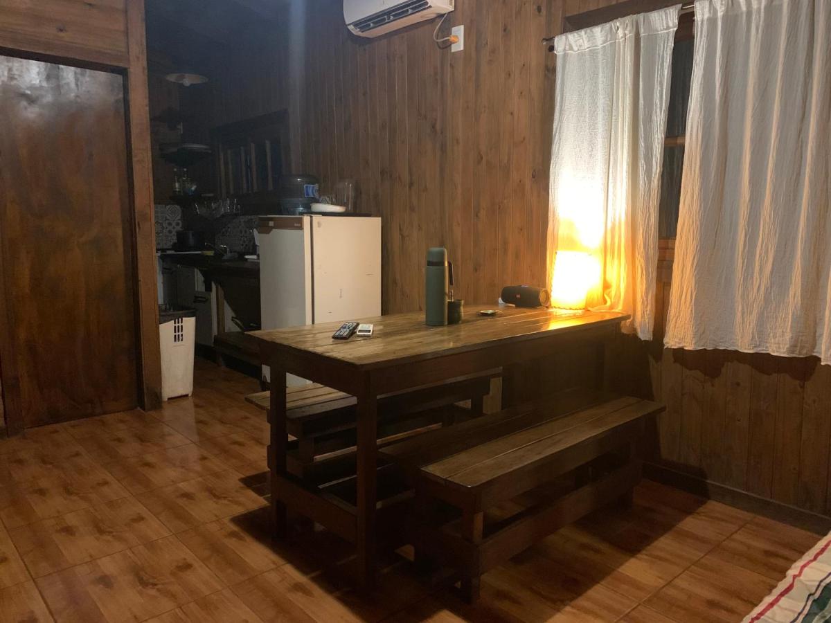 Los Bananos - Tiny Wood Cabin