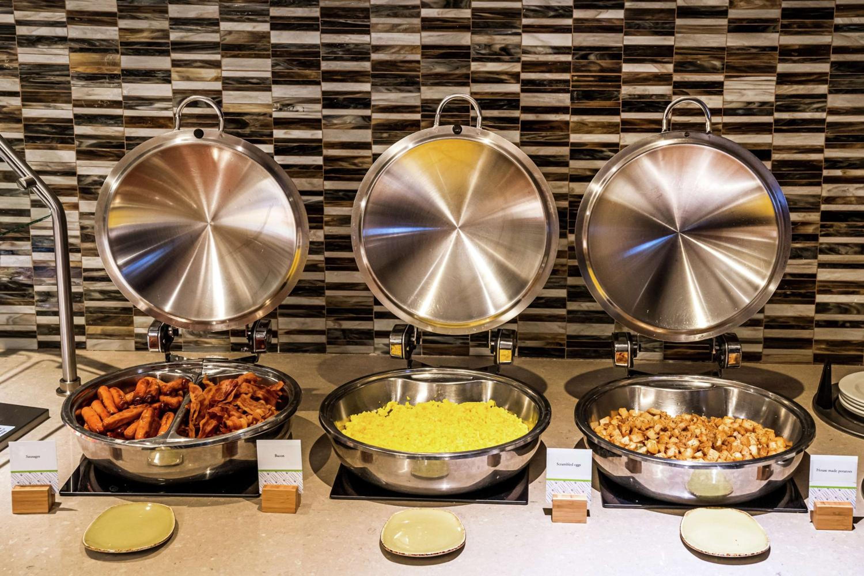 Kitchener Vacations - DoubleTree by Hilton Kitchener - Property Image 5