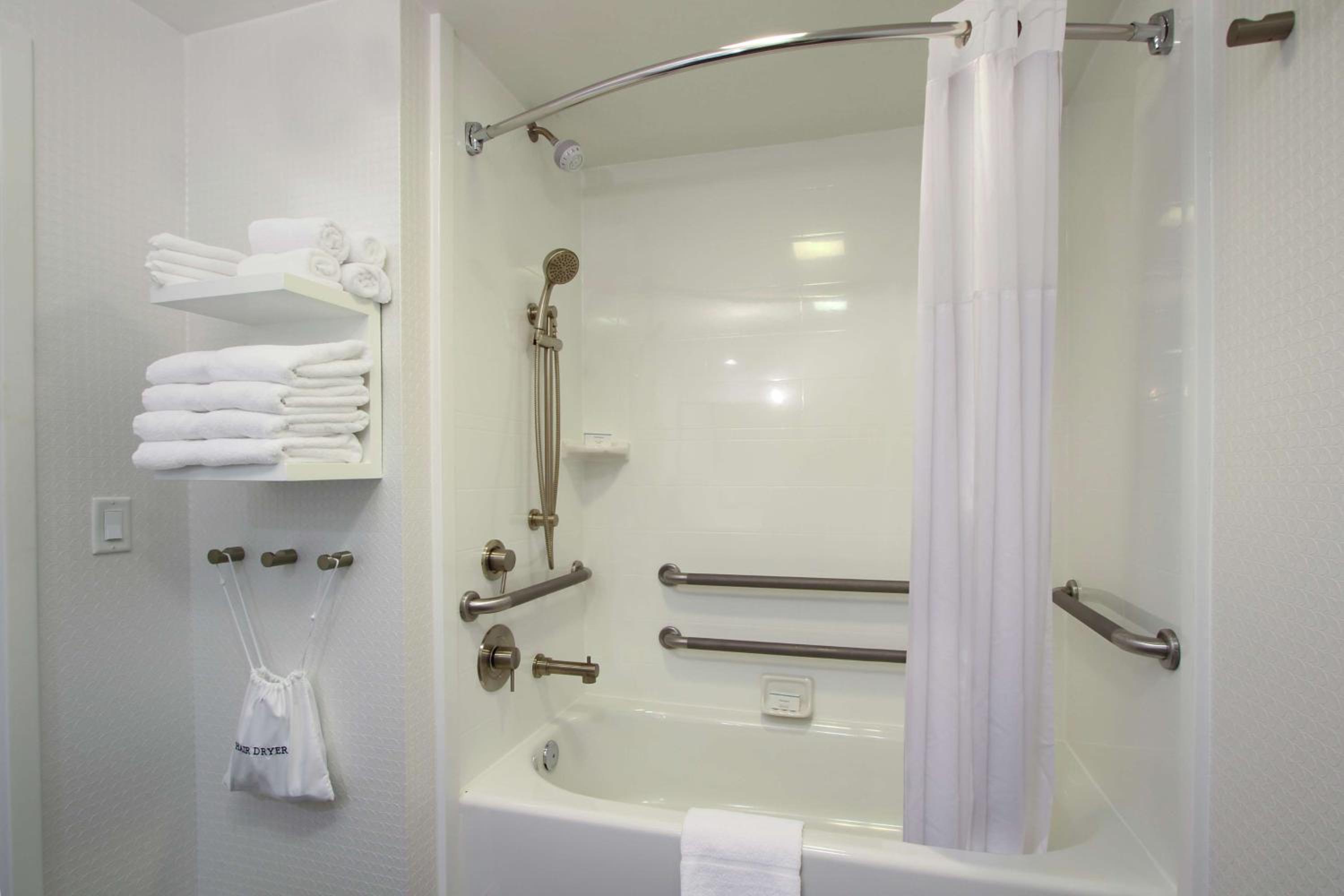 Hagerstown Vacations - Hampton Inn Hagerstown-Maugansville - Property Image 34