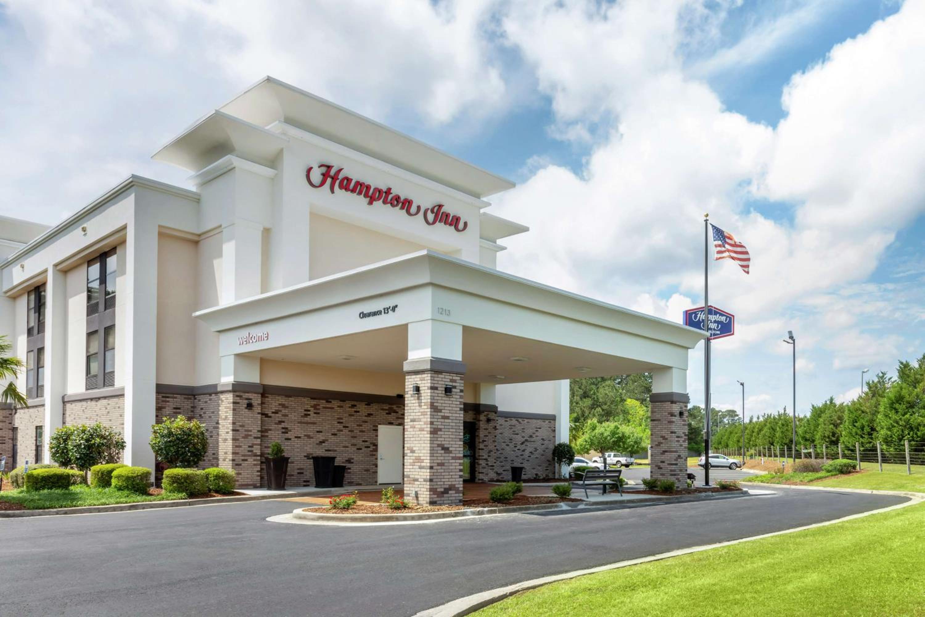 Hampton Inn Brookhaven - Property Image 13