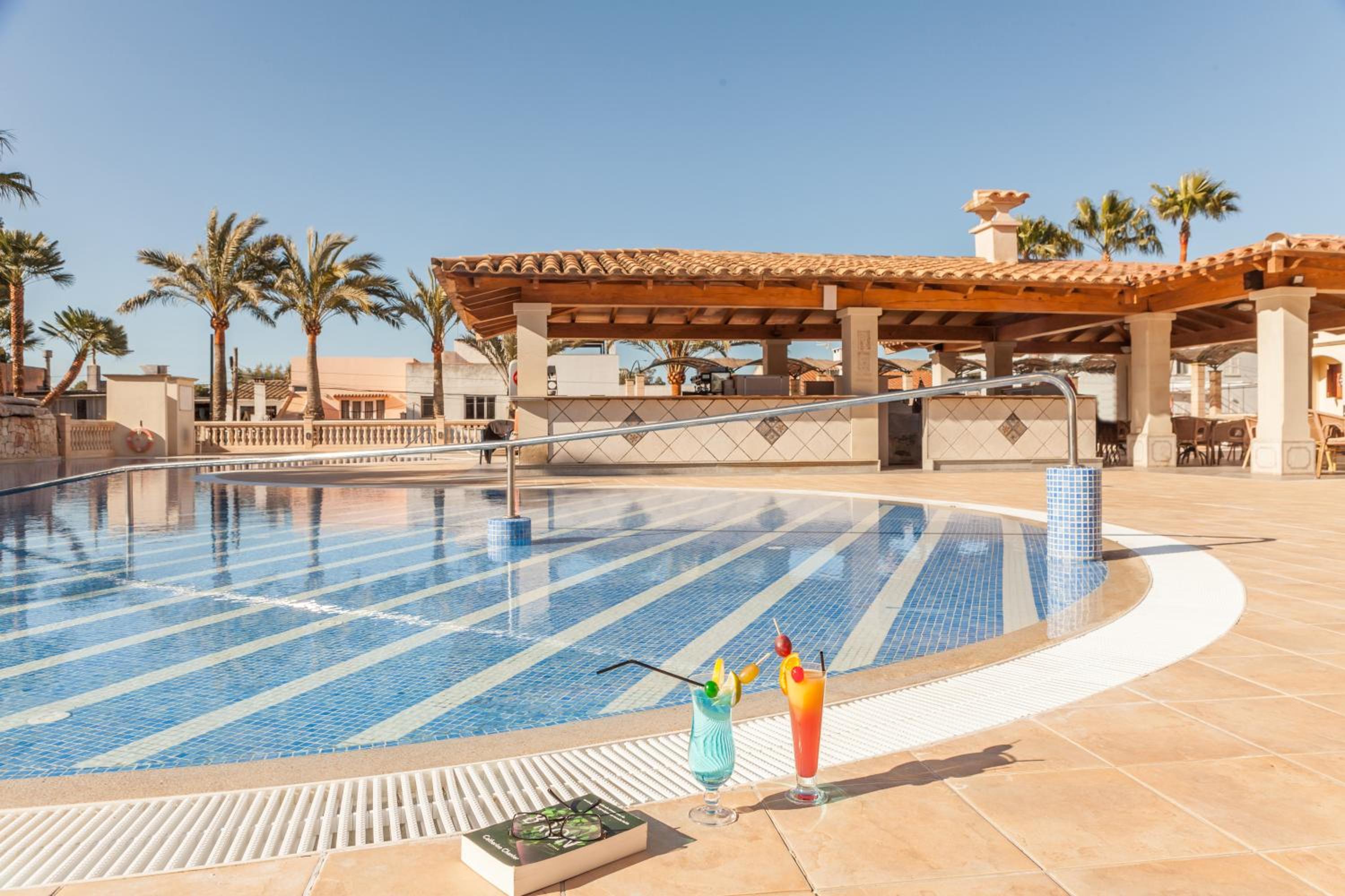 Hotel Vistamar - Adults Recommended - Image 1