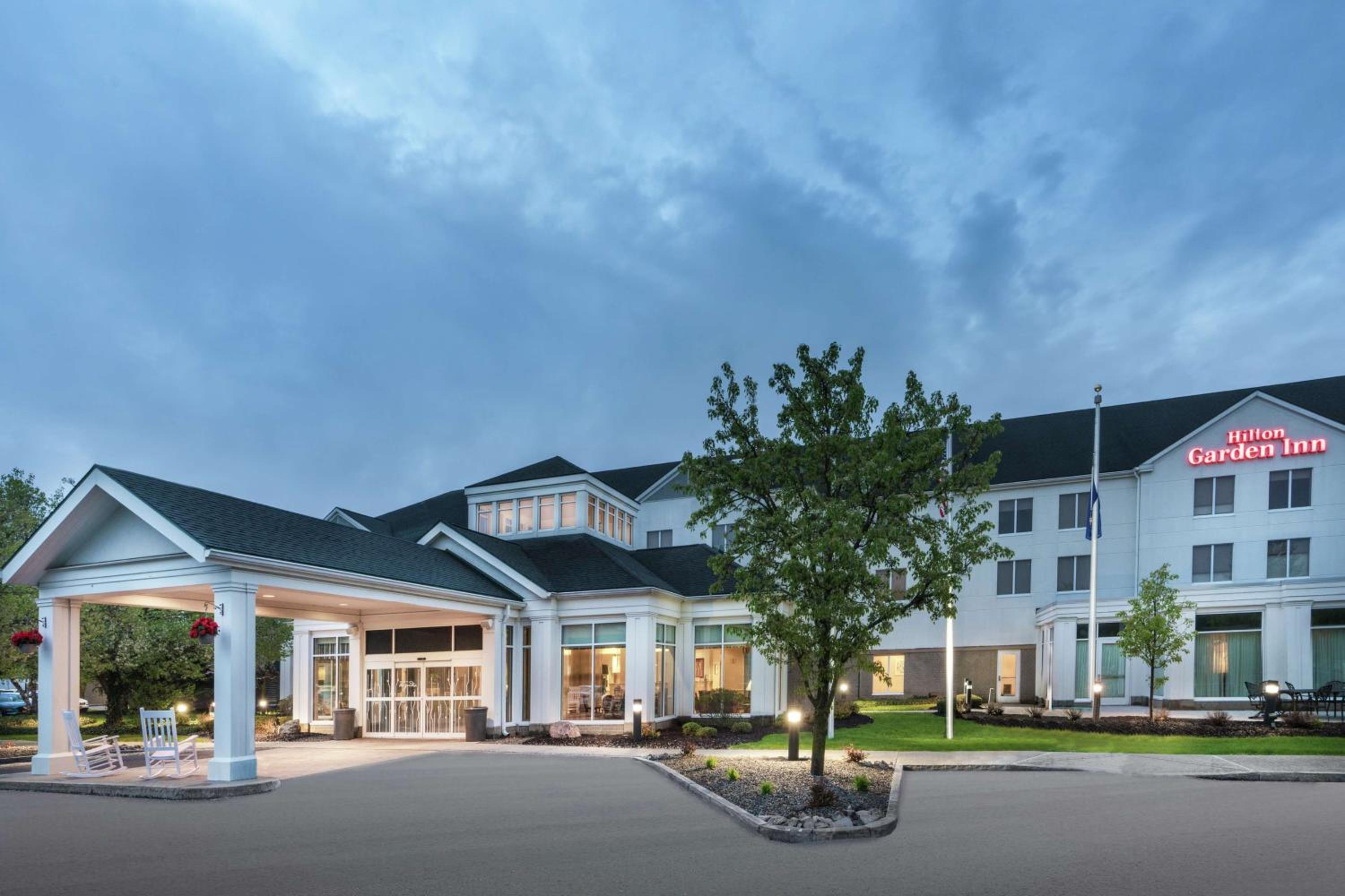 Hotel Hilton Garden Inn Syracuse - Image 1
