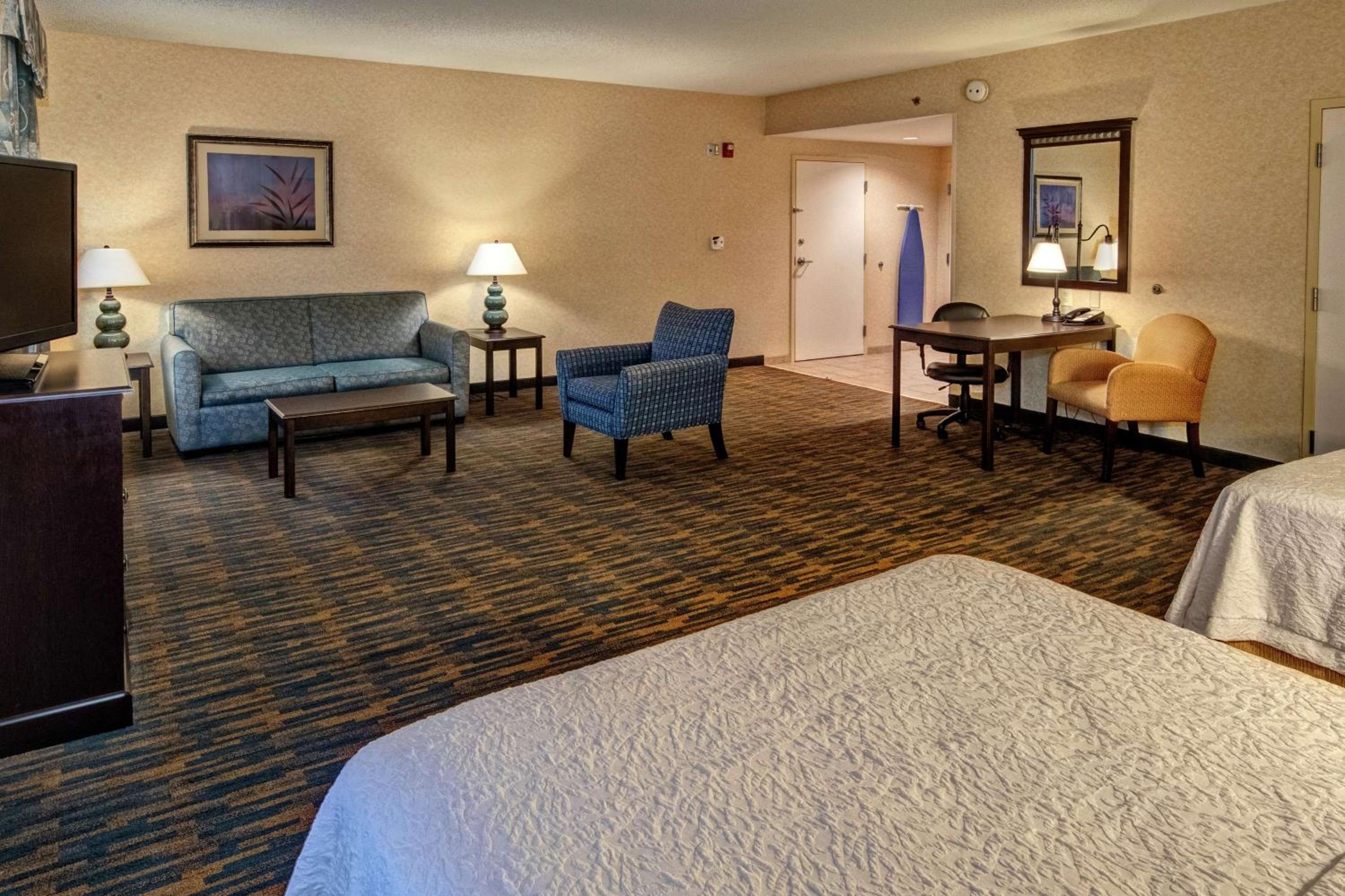 Roanoke Rapids Vacations - Hampton Inn Roanoke Rapids - Property Image 15
