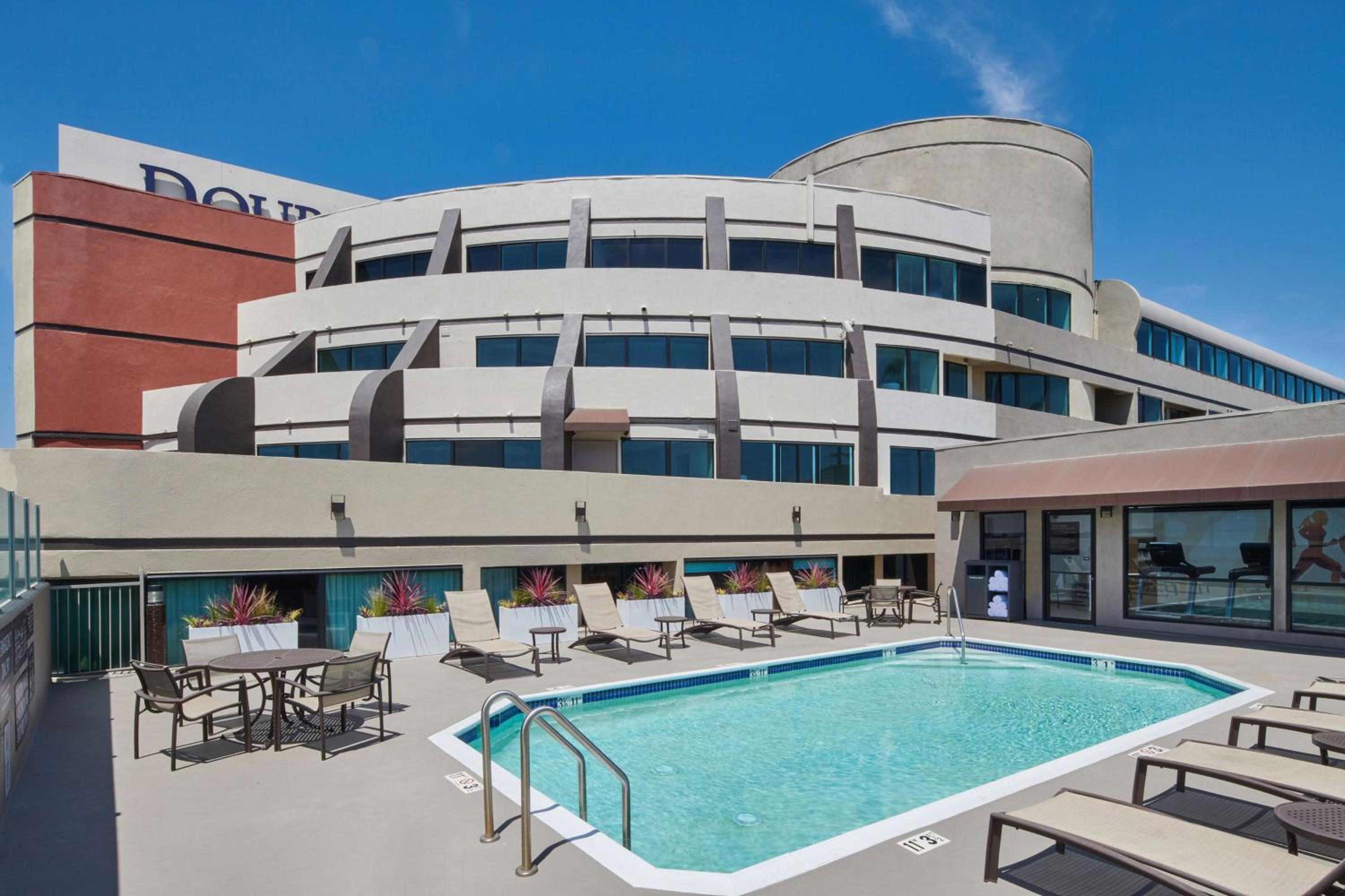 Doubletree By Hilton Fullerton