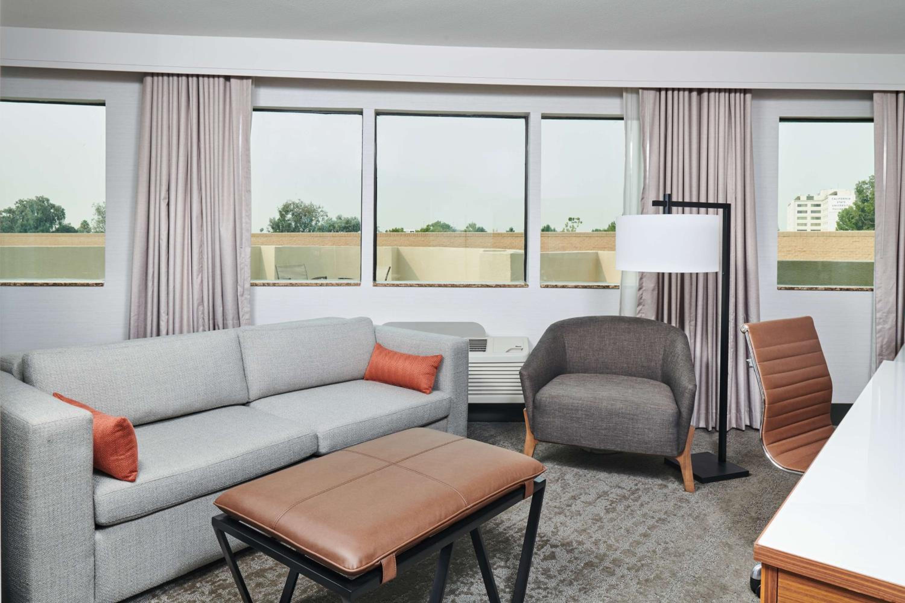 Doubletree By Hilton Fullerton