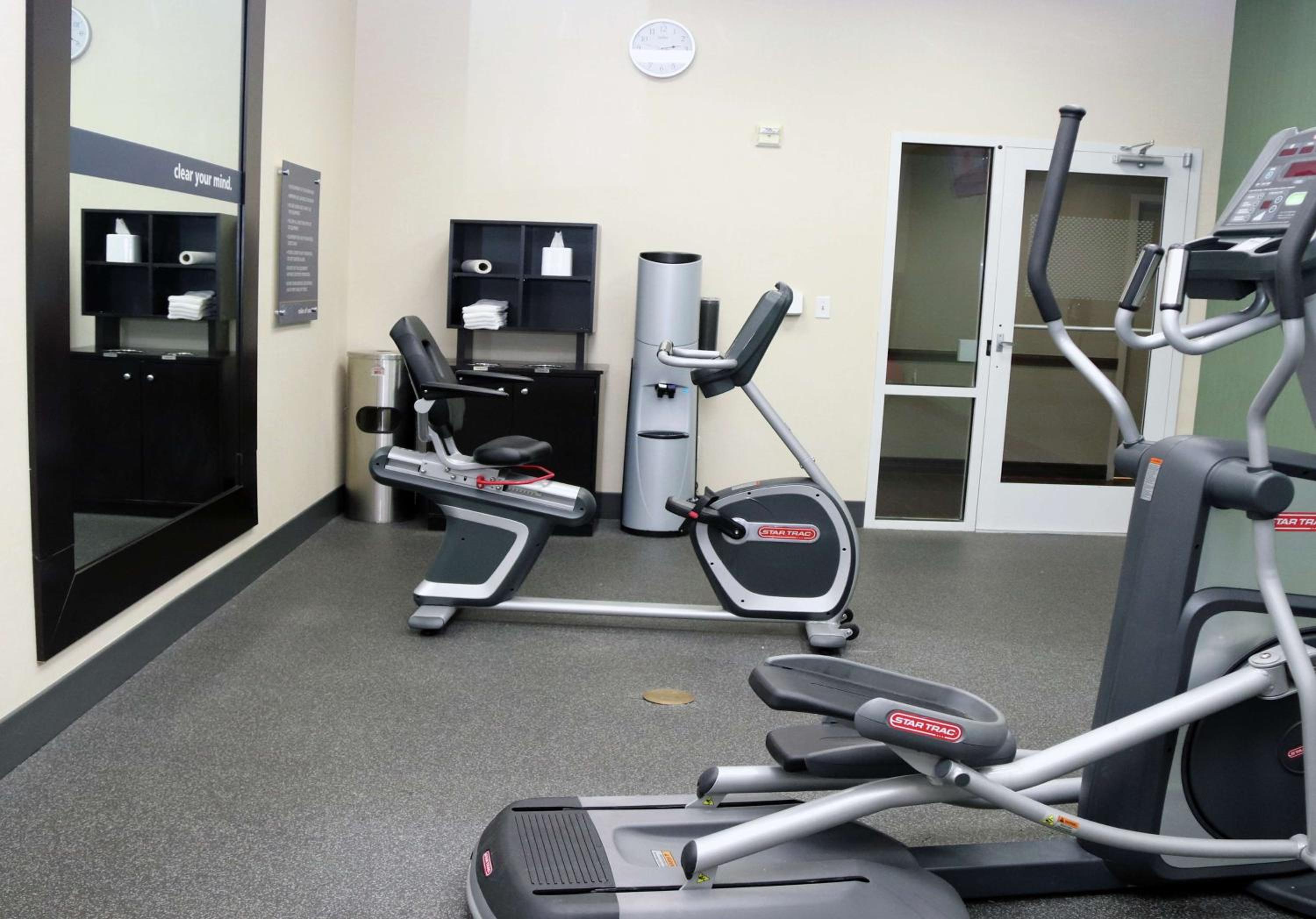 Stephenville Vacations - Hampton Inn and Suites Stephenville - Property Image 11