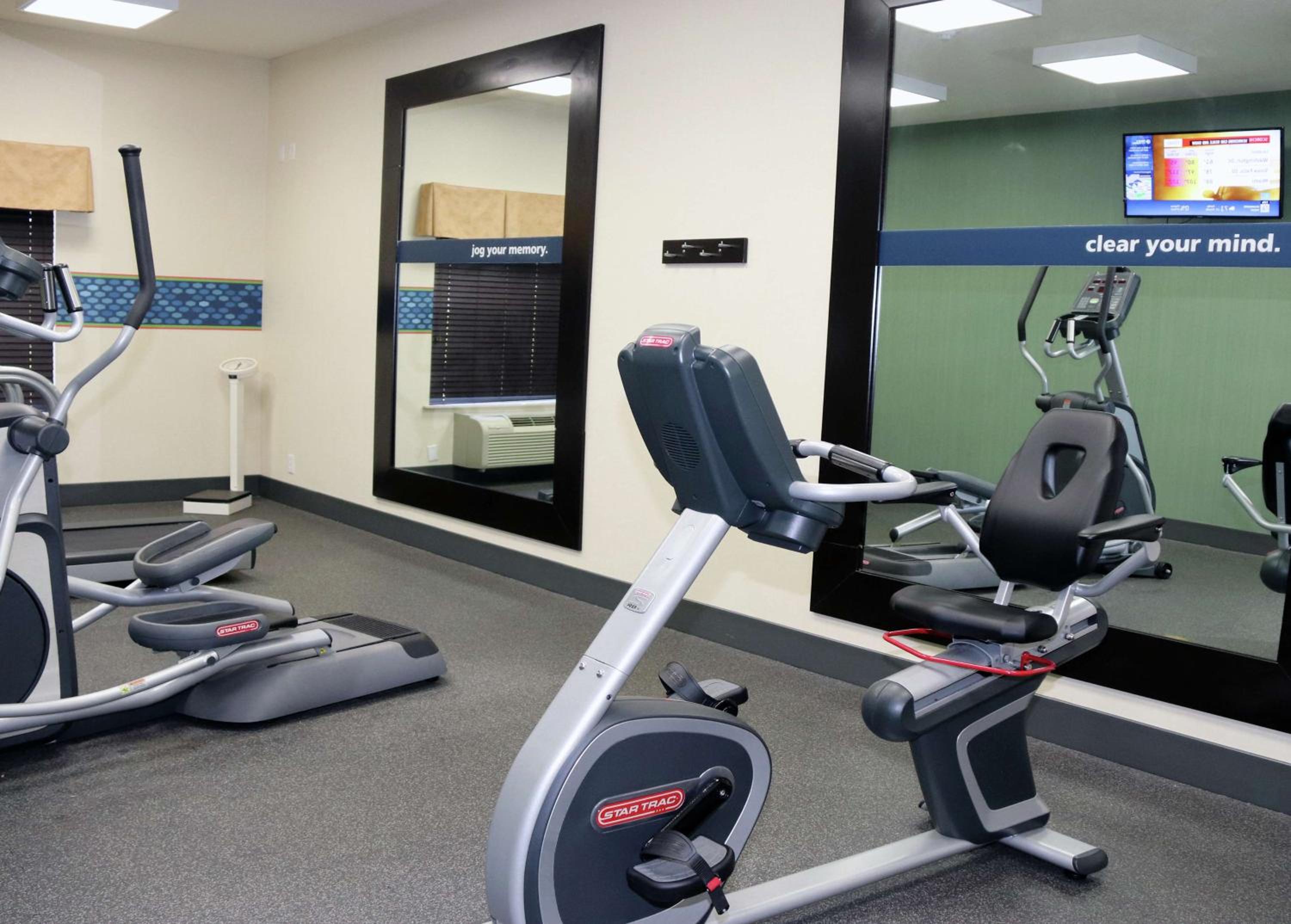 Stephenville Vacations - Hampton Inn and Suites Stephenville - Property Image 9