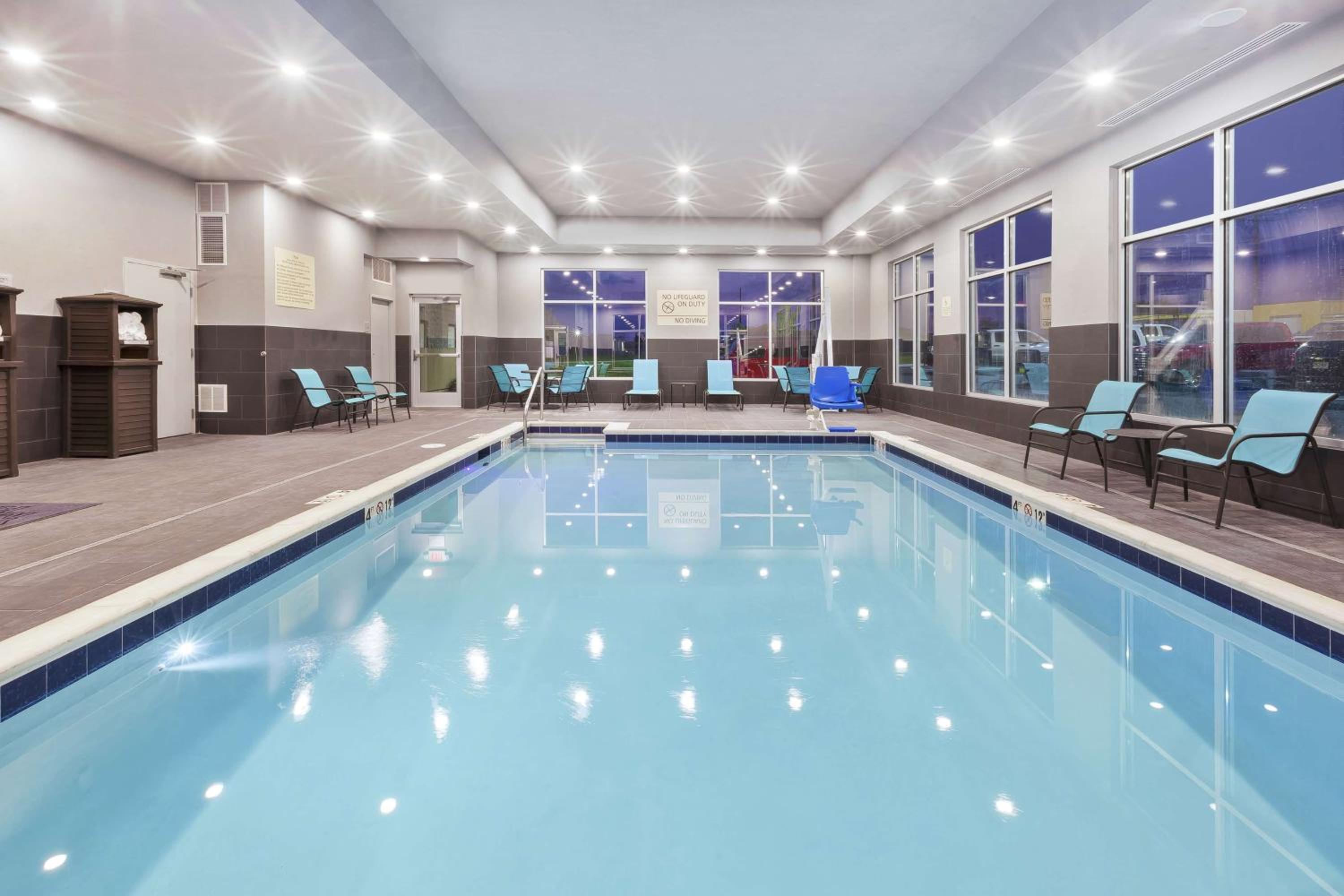 Sedalia Vacations - Hampton Inn Sedalia - Property Image 4
