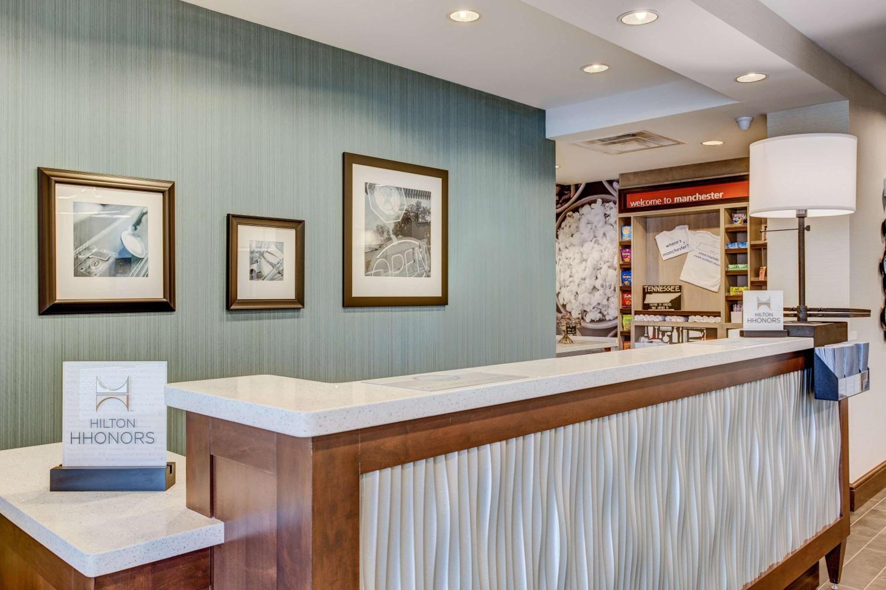 Hampton Inn & Suites Manchester, TN