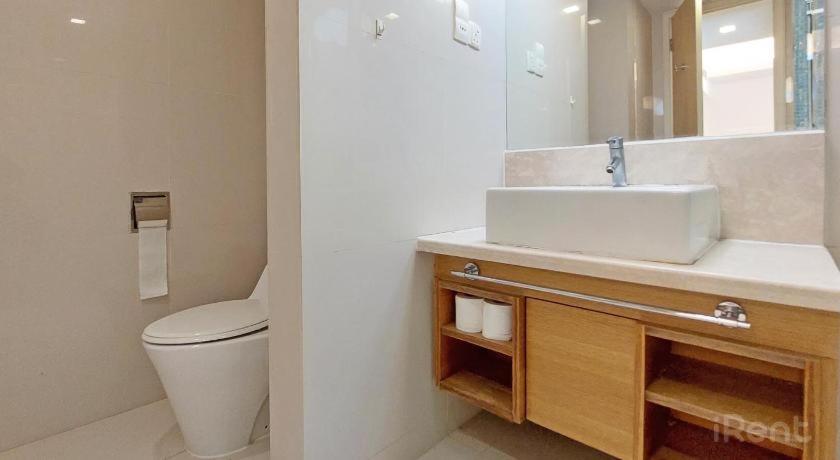 SUPER KING BED STUDIO walking distance to Petronas Twin Tower