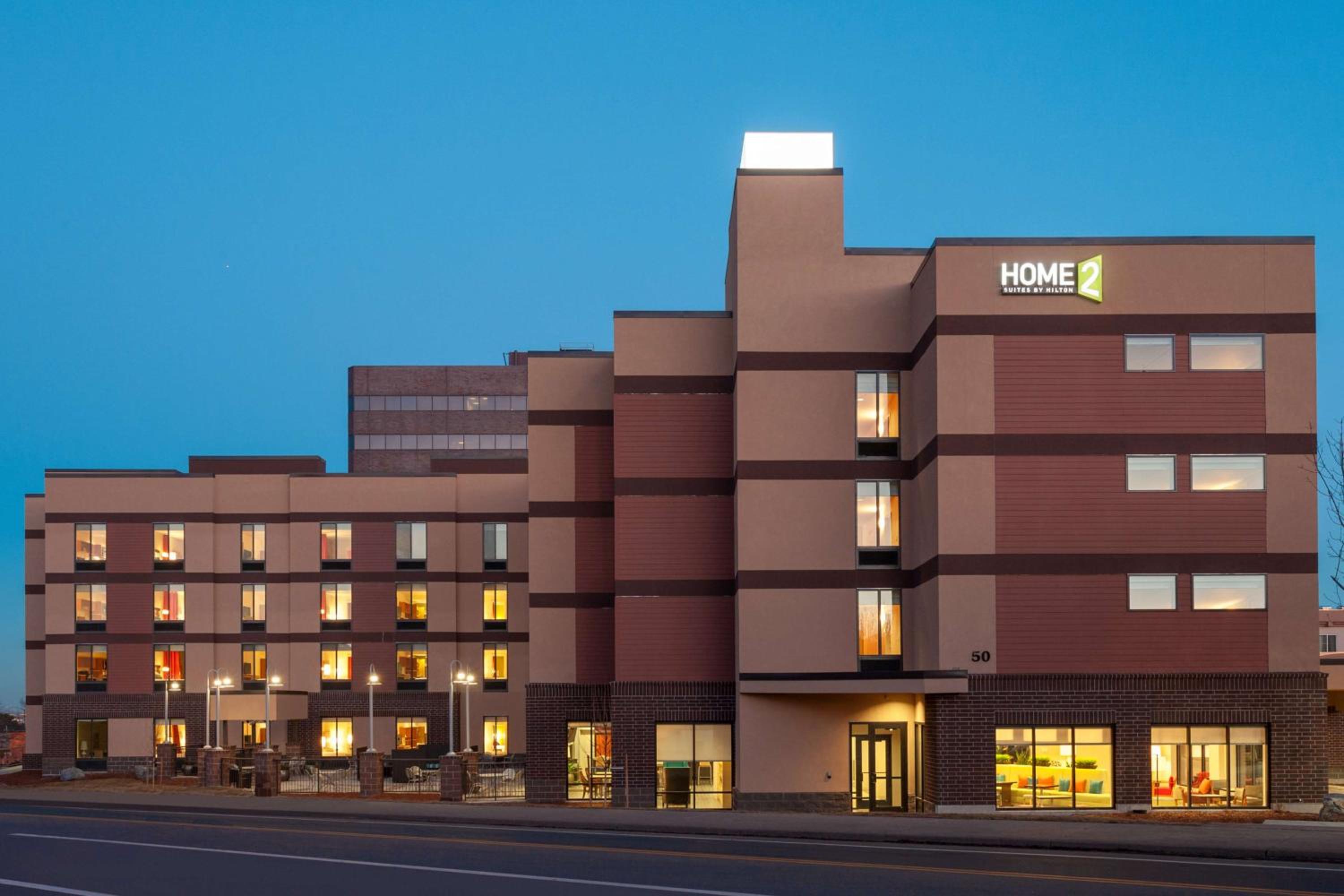Hotel Home2 Suites by Hilton Denver West - Federal Center, CO