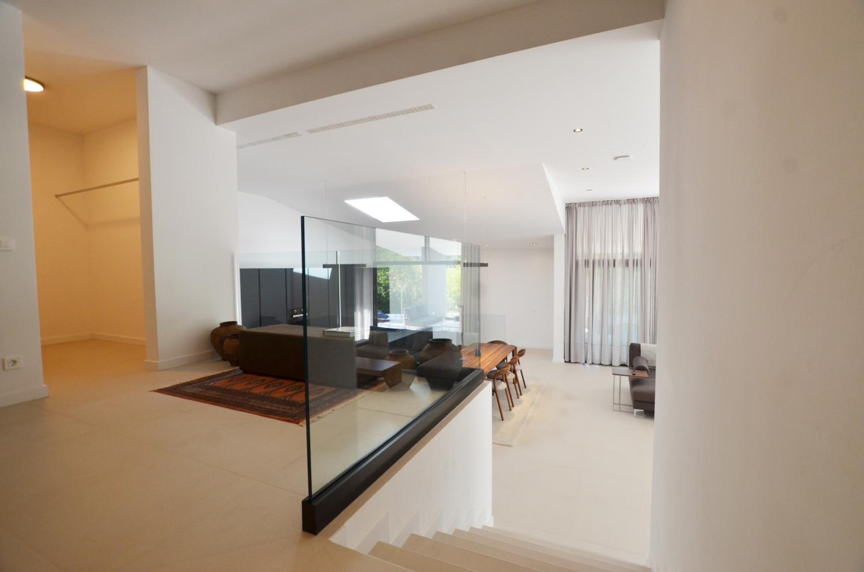 House K2 view 4