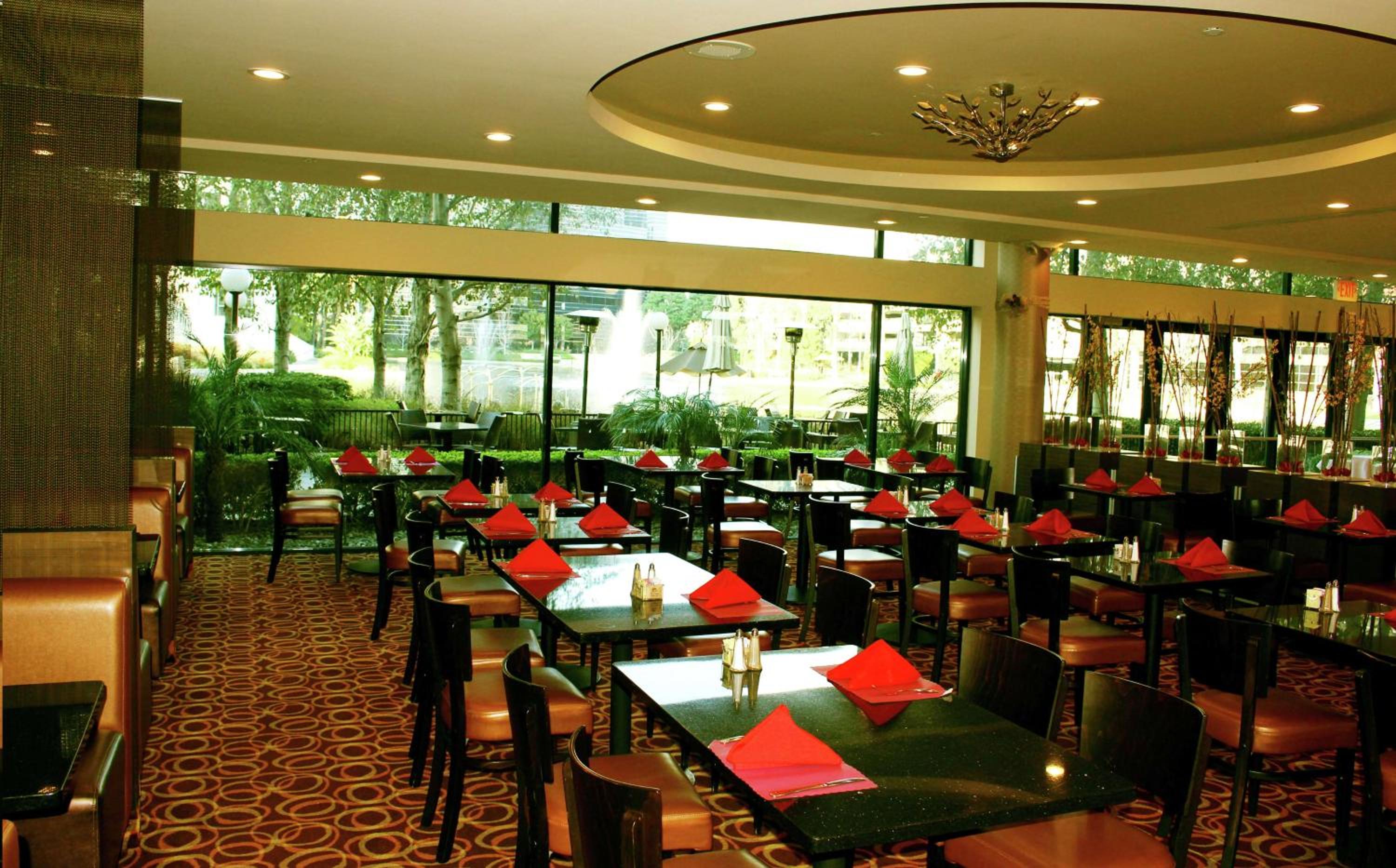 Santa Ana Vacations - DoubleTree by Hilton Orange County Airport - Property Image 1