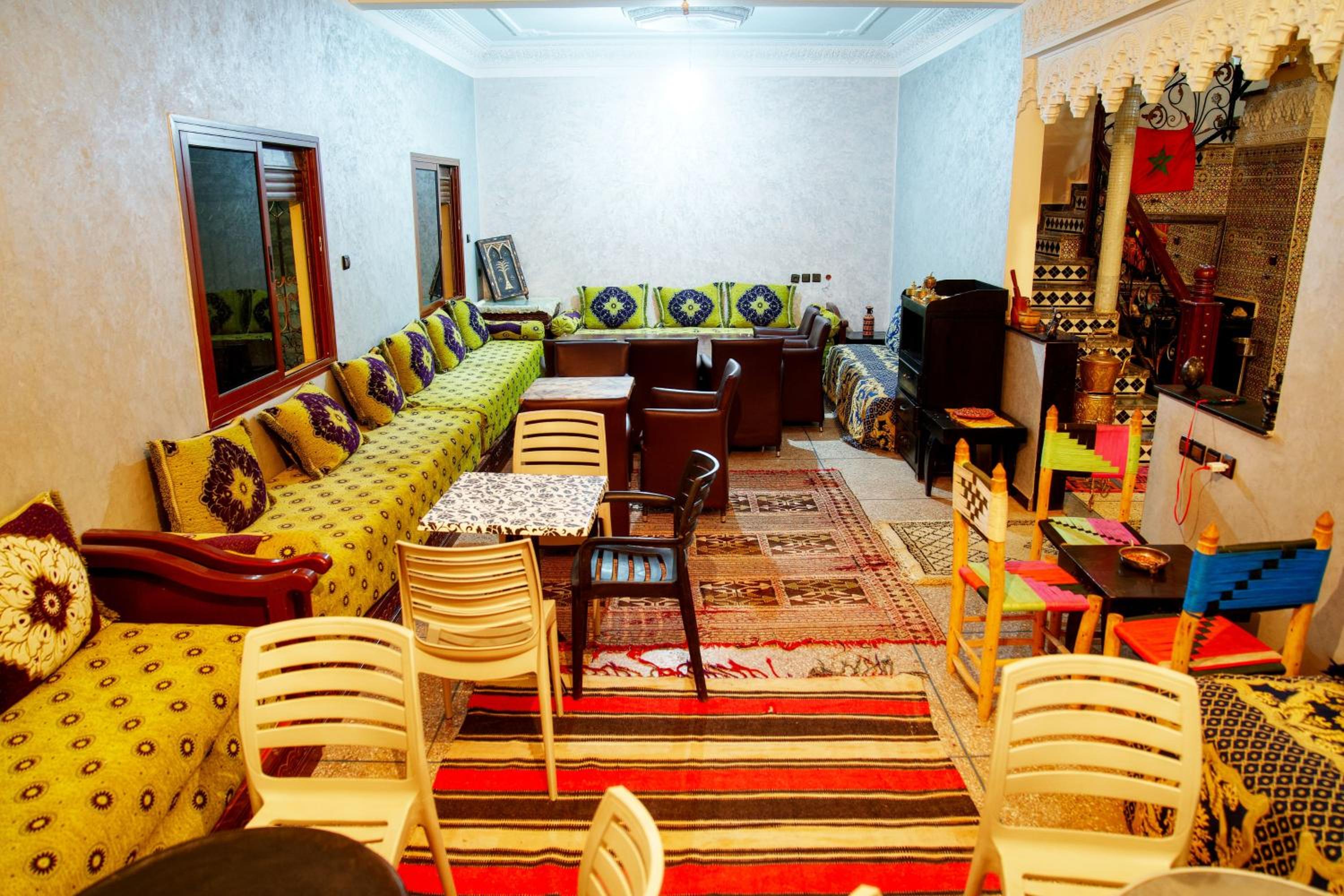 lounge