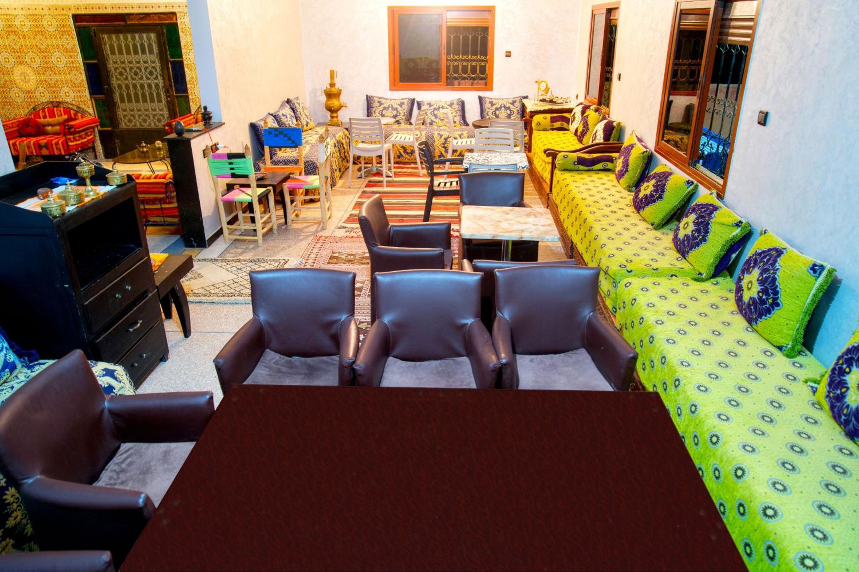 lounge