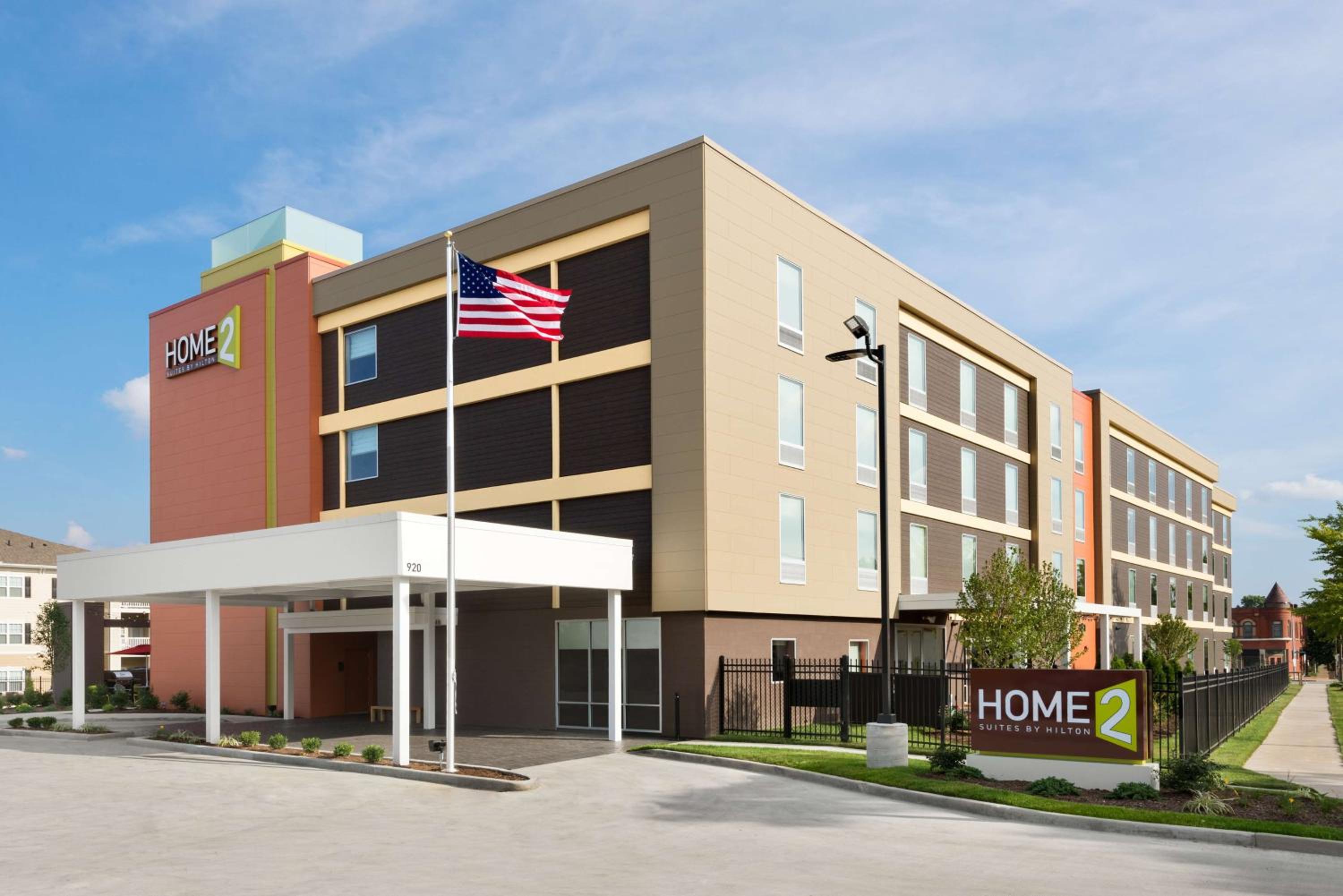 Hotel Home2 Suites St. Louis / Forest Park - Image 1