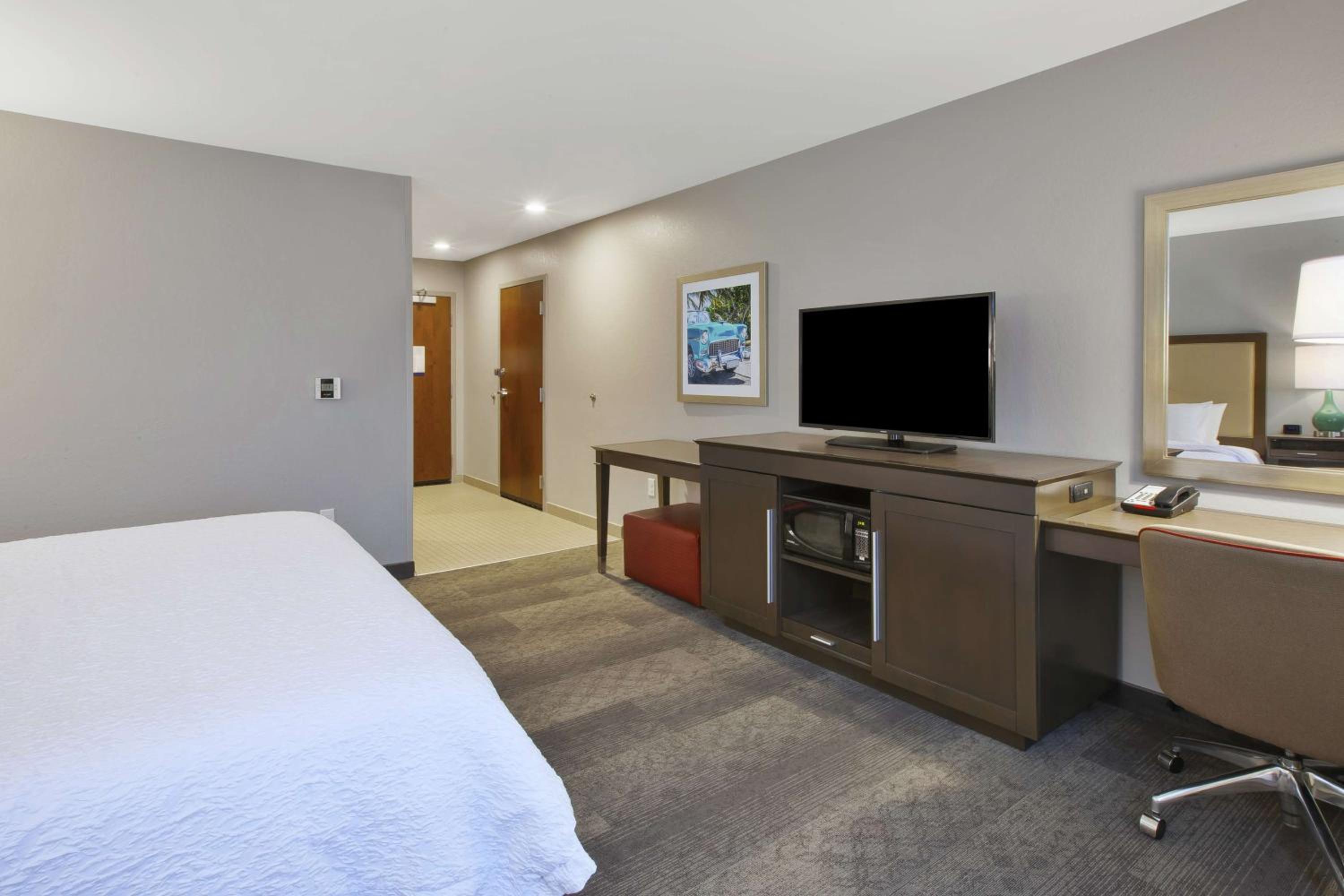 Hampton Inn by Hilton Detroit Dearborn, MI