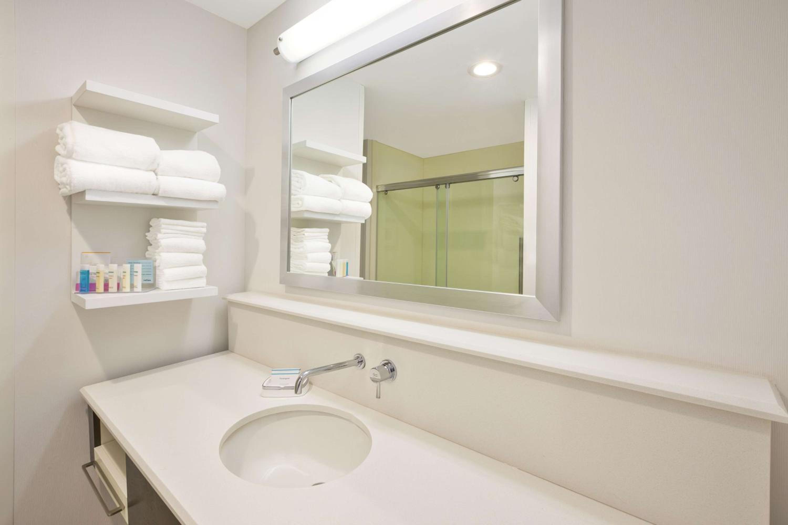 Hampton Inn by Hilton Detroit Dearborn, MI