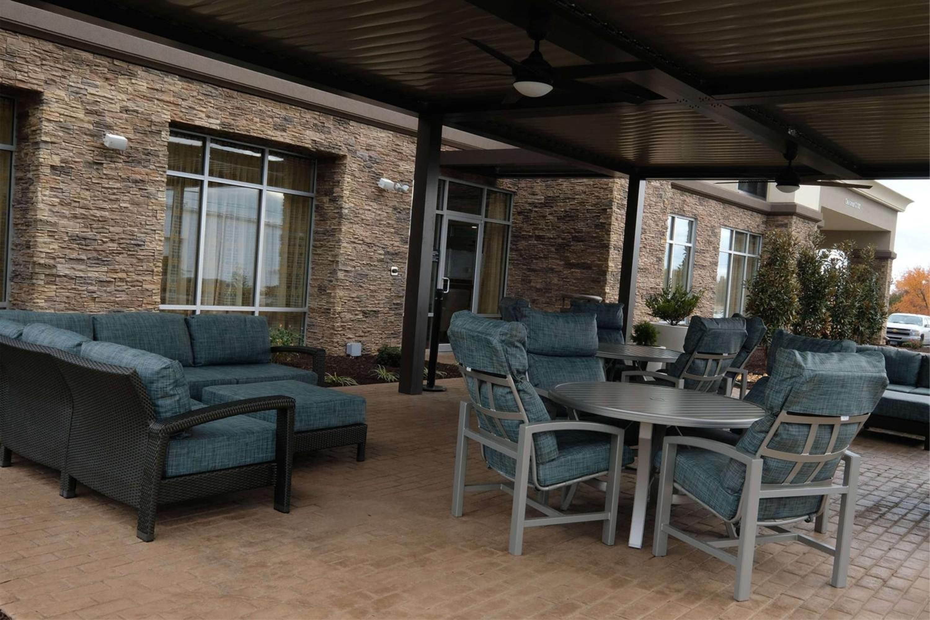 Searcy Vacations - Hampton Inn Searcy Arkansas - Property Image 6